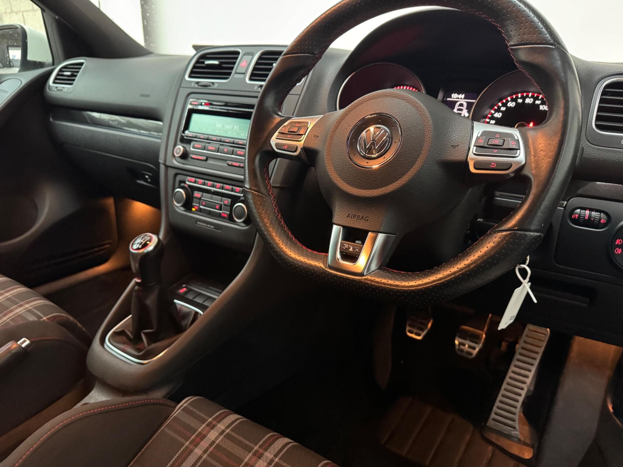 2011 Volkswagen Golf - Thumbnail 4
