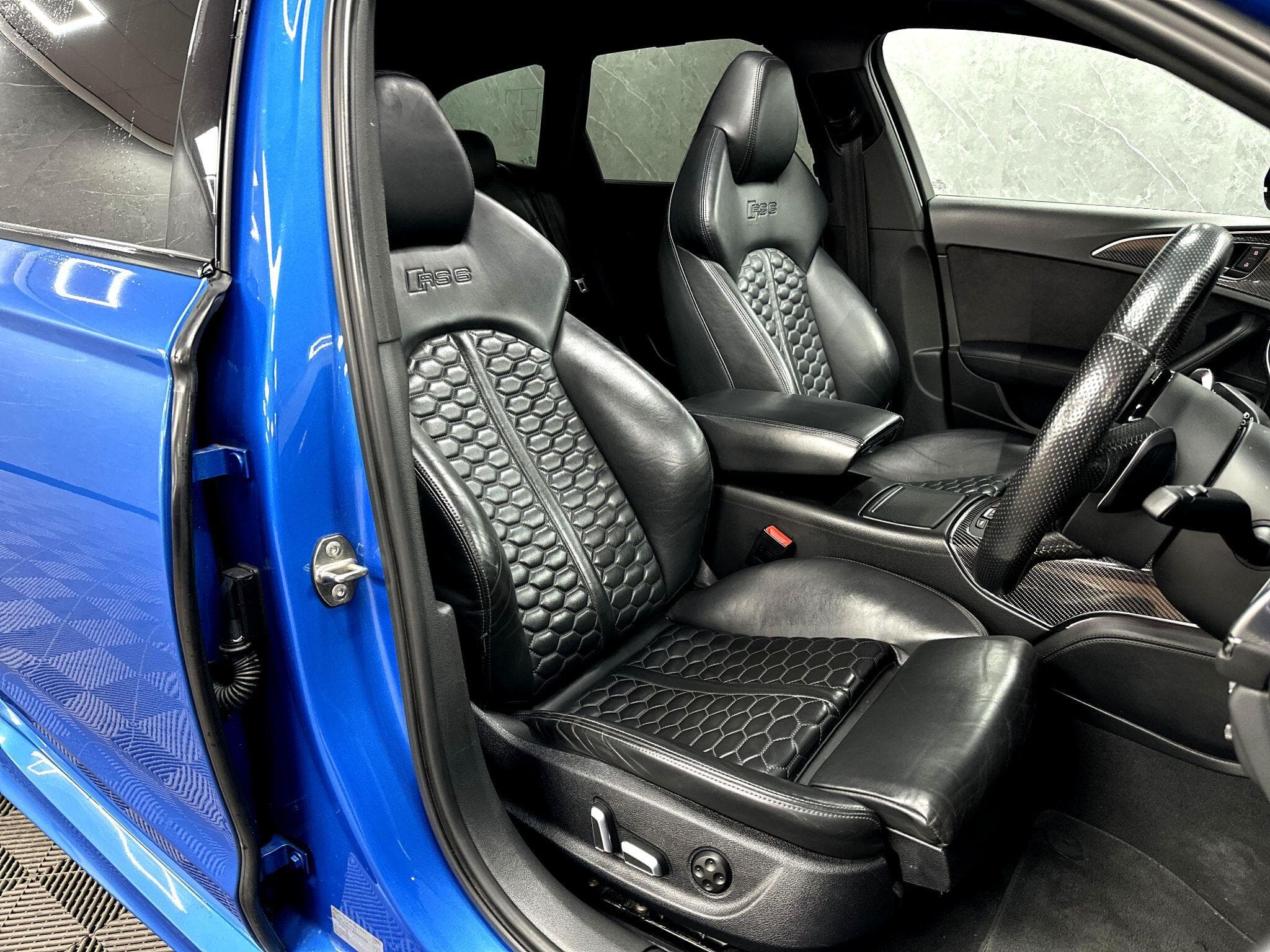 2017 Audi RS6 Avant - Thumbnail 56