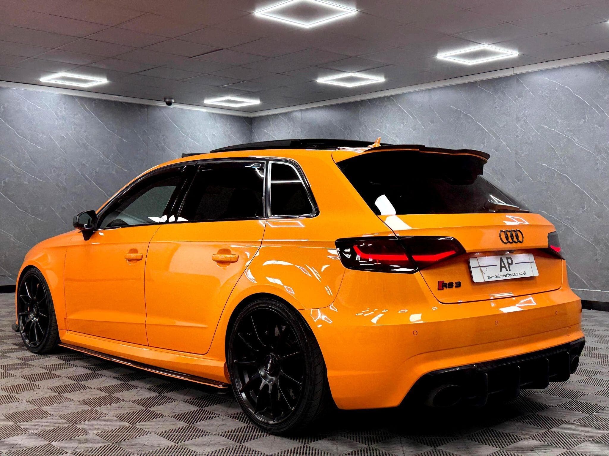 2015 Audi RS3 - Thumbnail 22