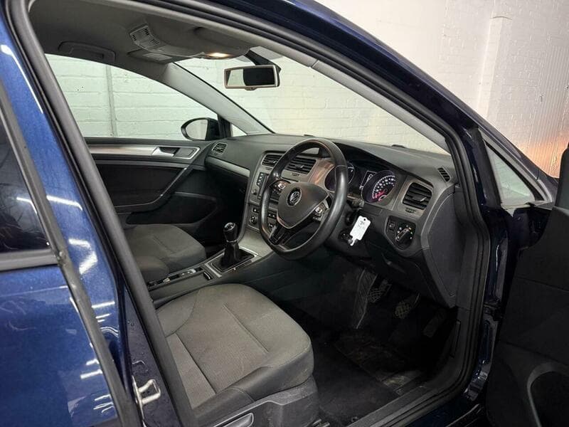 2016 Volkswagen Golf - Thumbnail 18