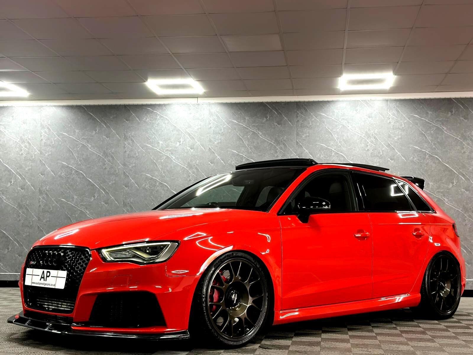 2016 Audi RS3 - Thumbnail 3