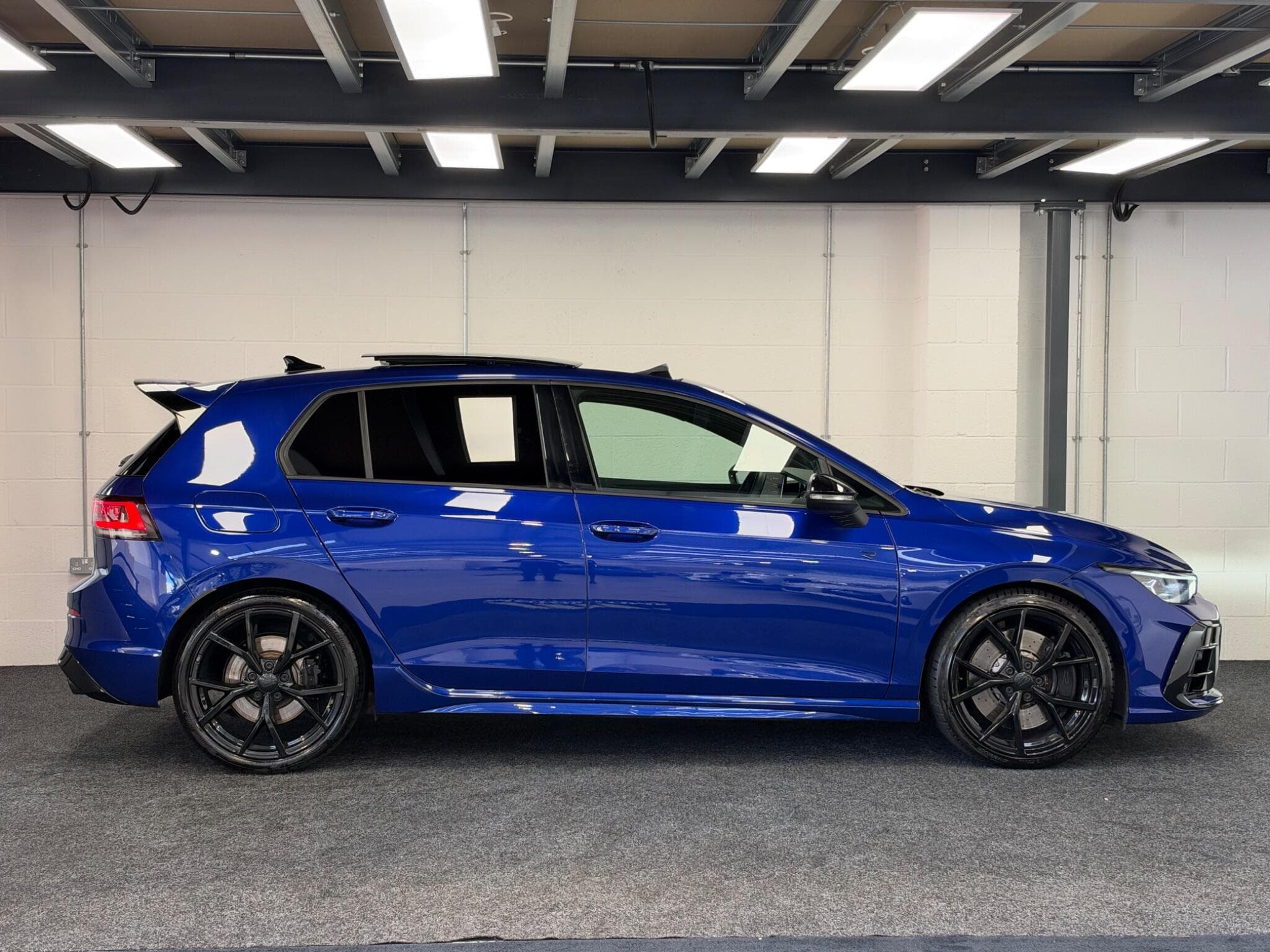 2026 Volkswagen Golf - Thumbnail 9