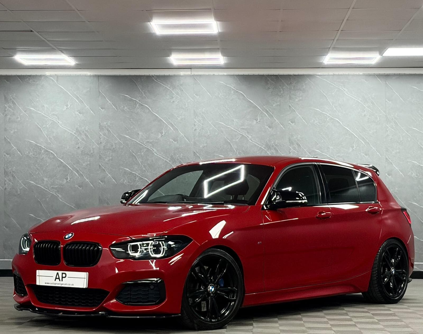 2018 BMW 1 Series - Thumbnail 4