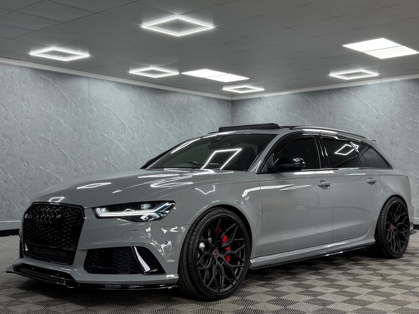 2016 Audi RS6 Avant - Thumbnail 22