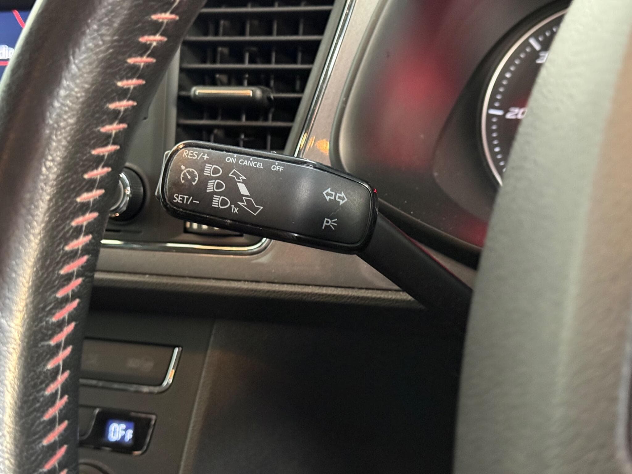 2015 SEAT Leon - Thumbnail 21