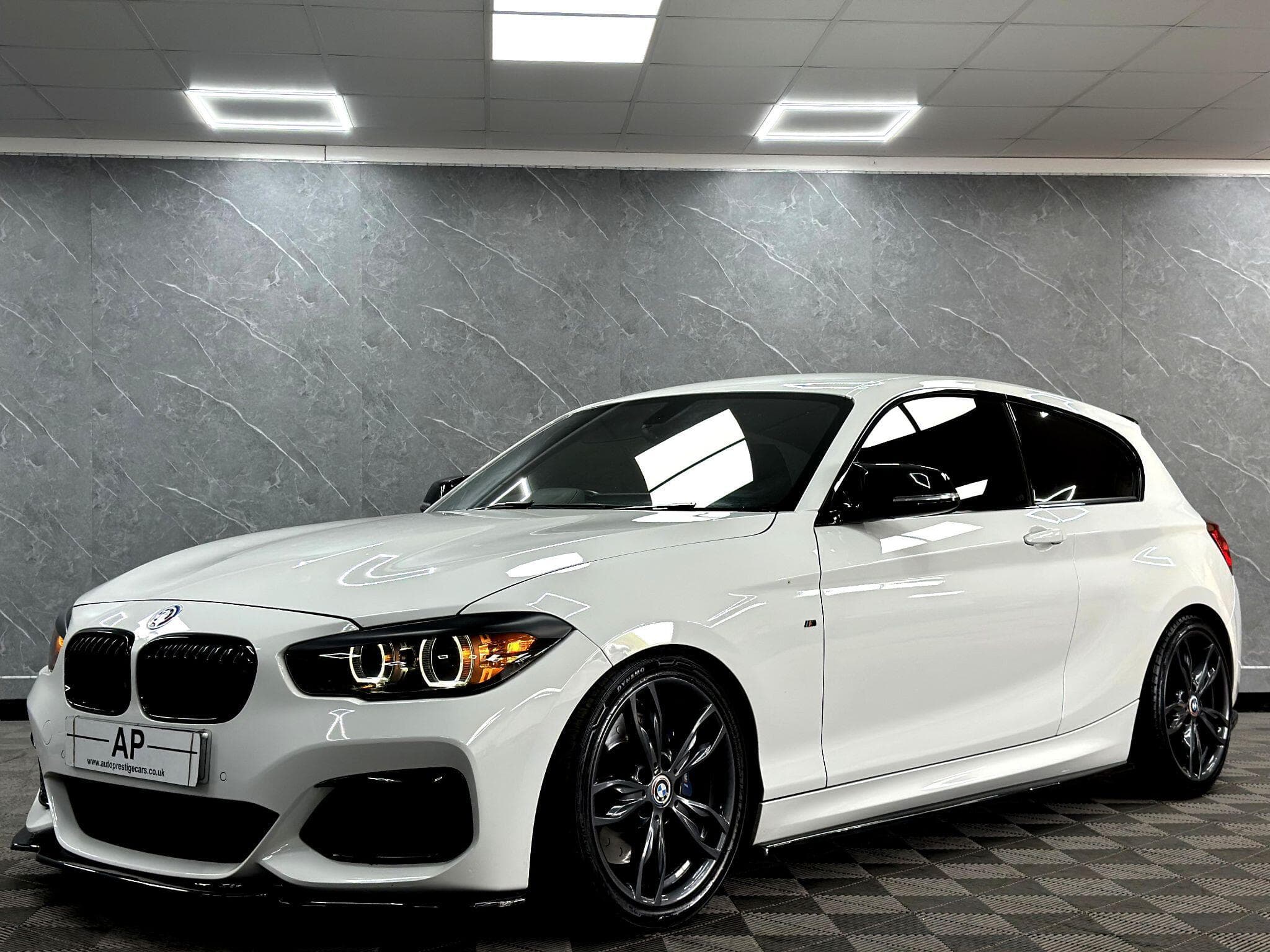 2018 BMW 1 Series - Thumbnail 9