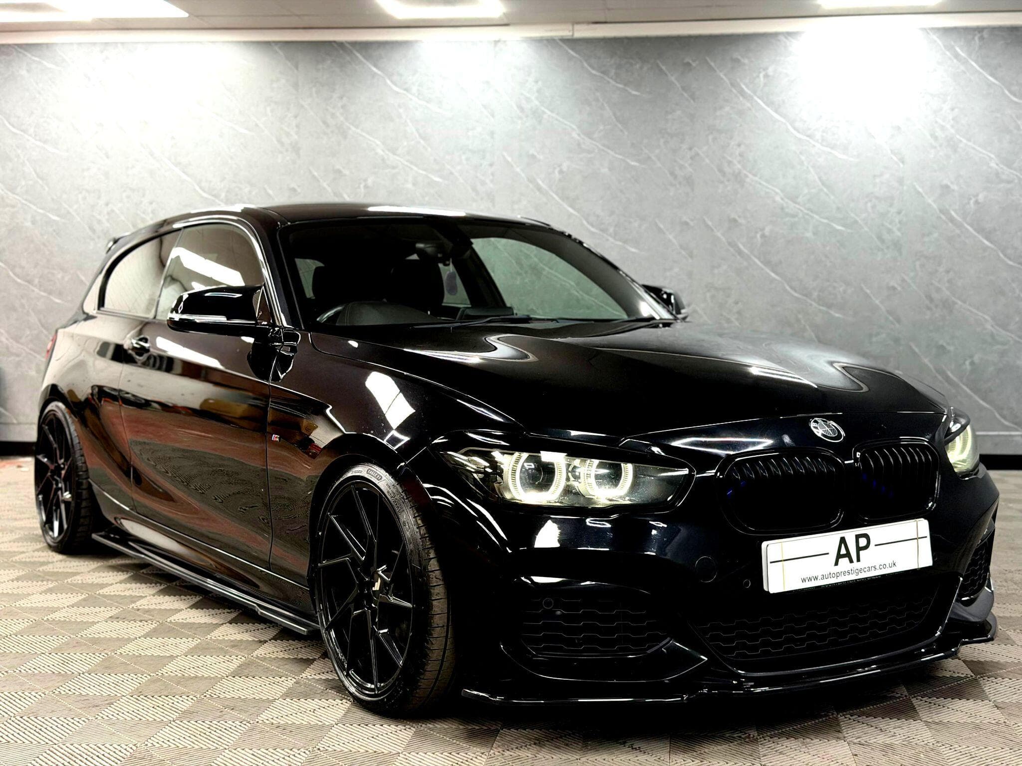 2018 BMW 1 Series - Thumbnail 5