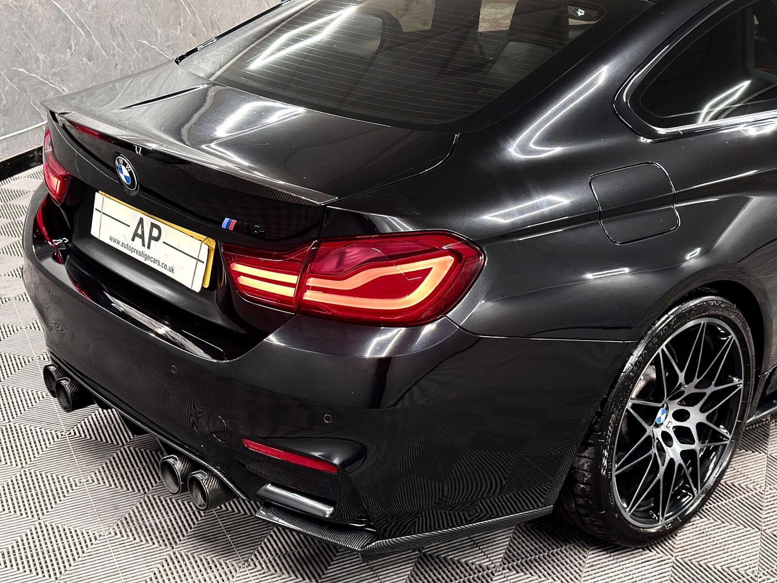 2017 BMW M4 - Thumbnail 43