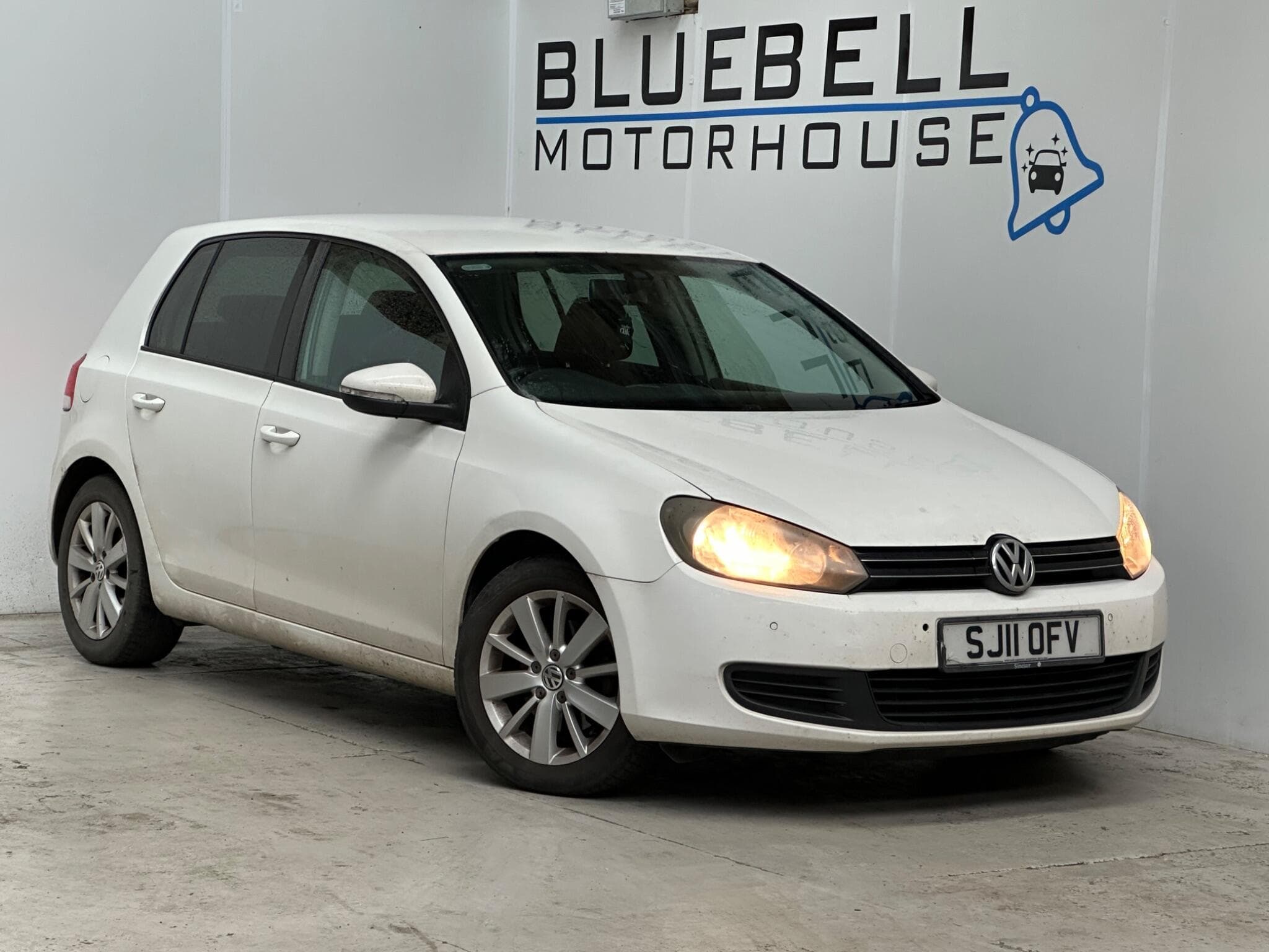 2011 Volkswagen Golf - Main
