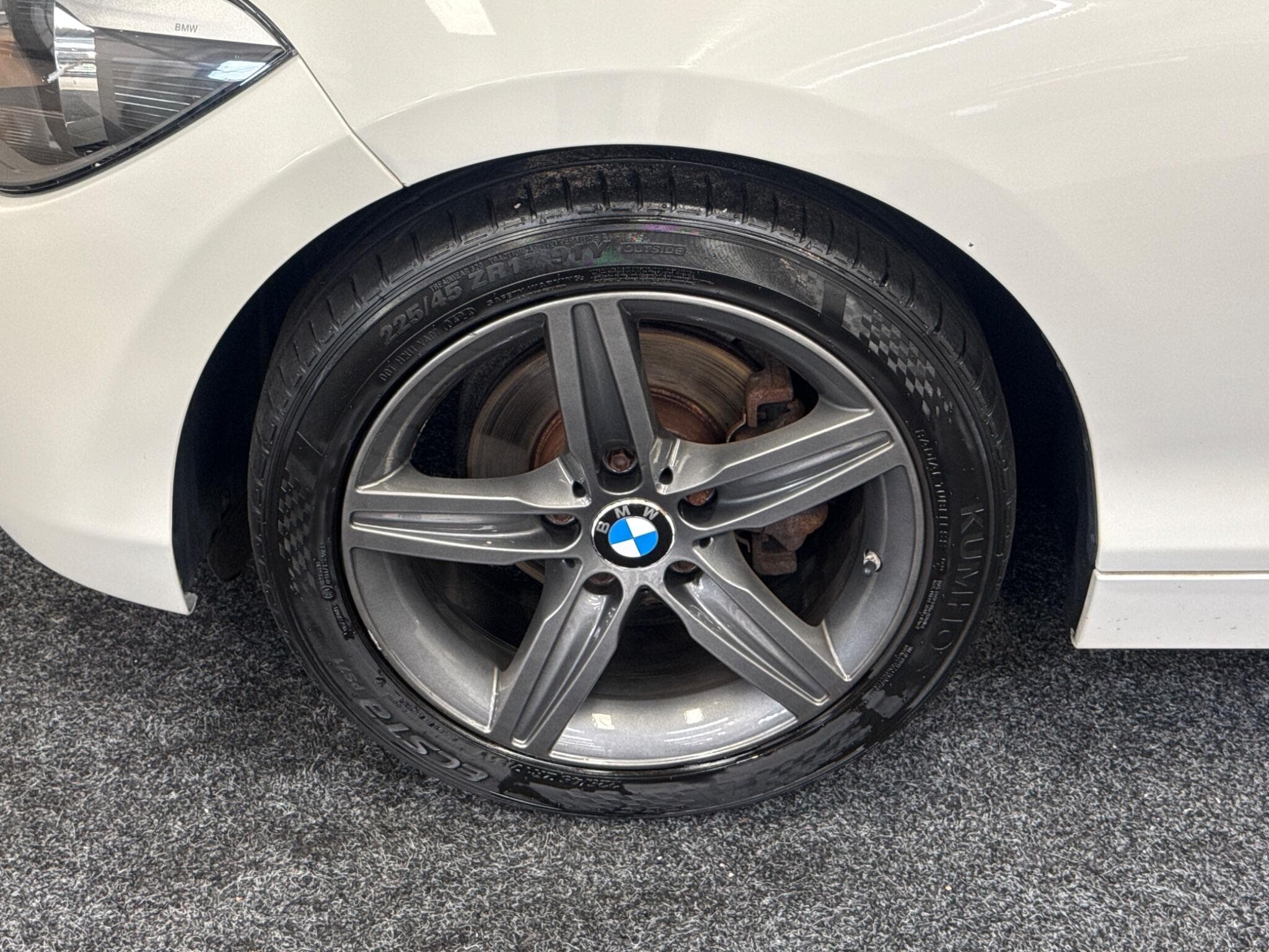 2014 BMW 1 Series - Thumbnail 23