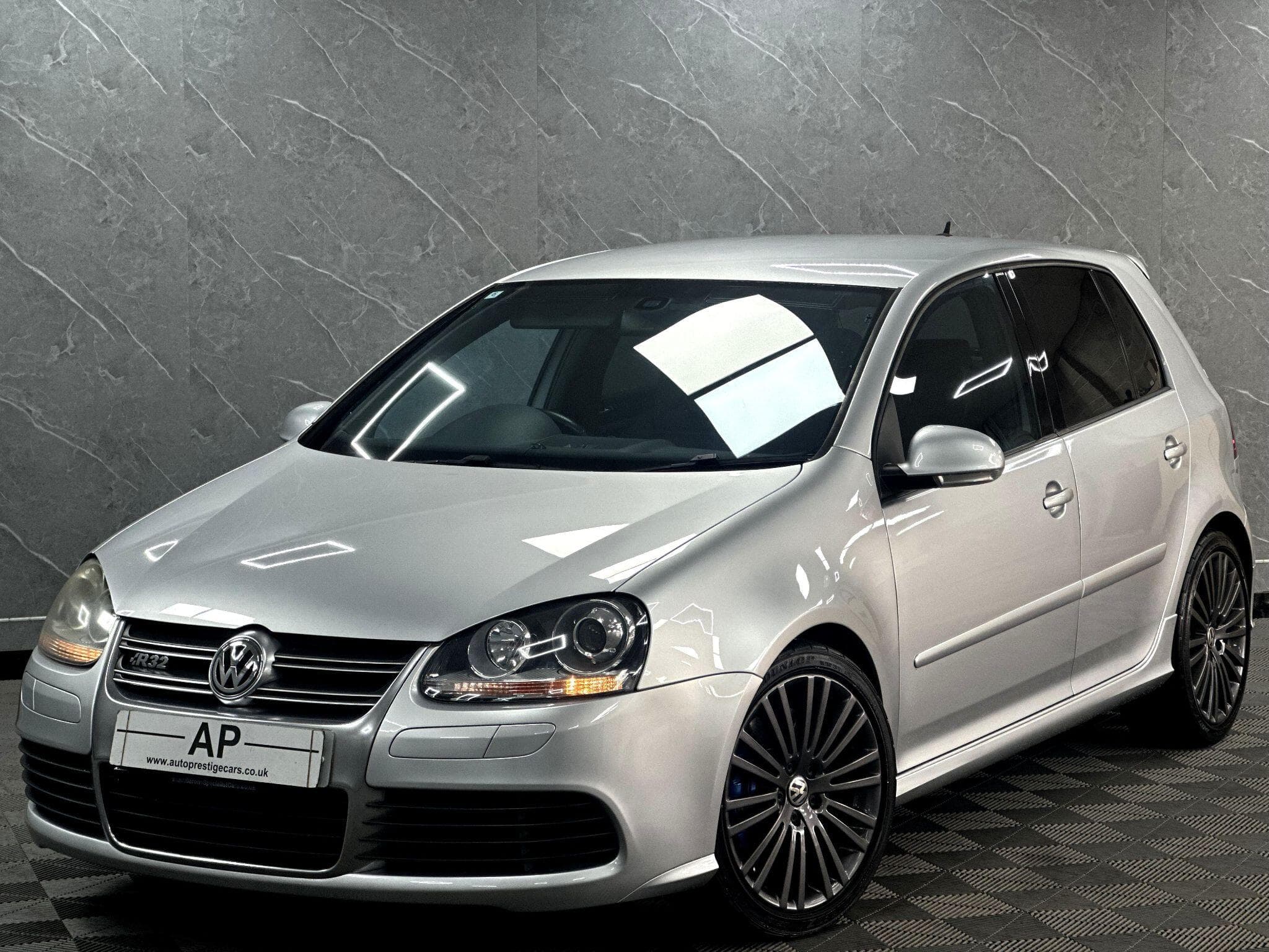 2006 Volkswagen Golf - Thumbnail 25