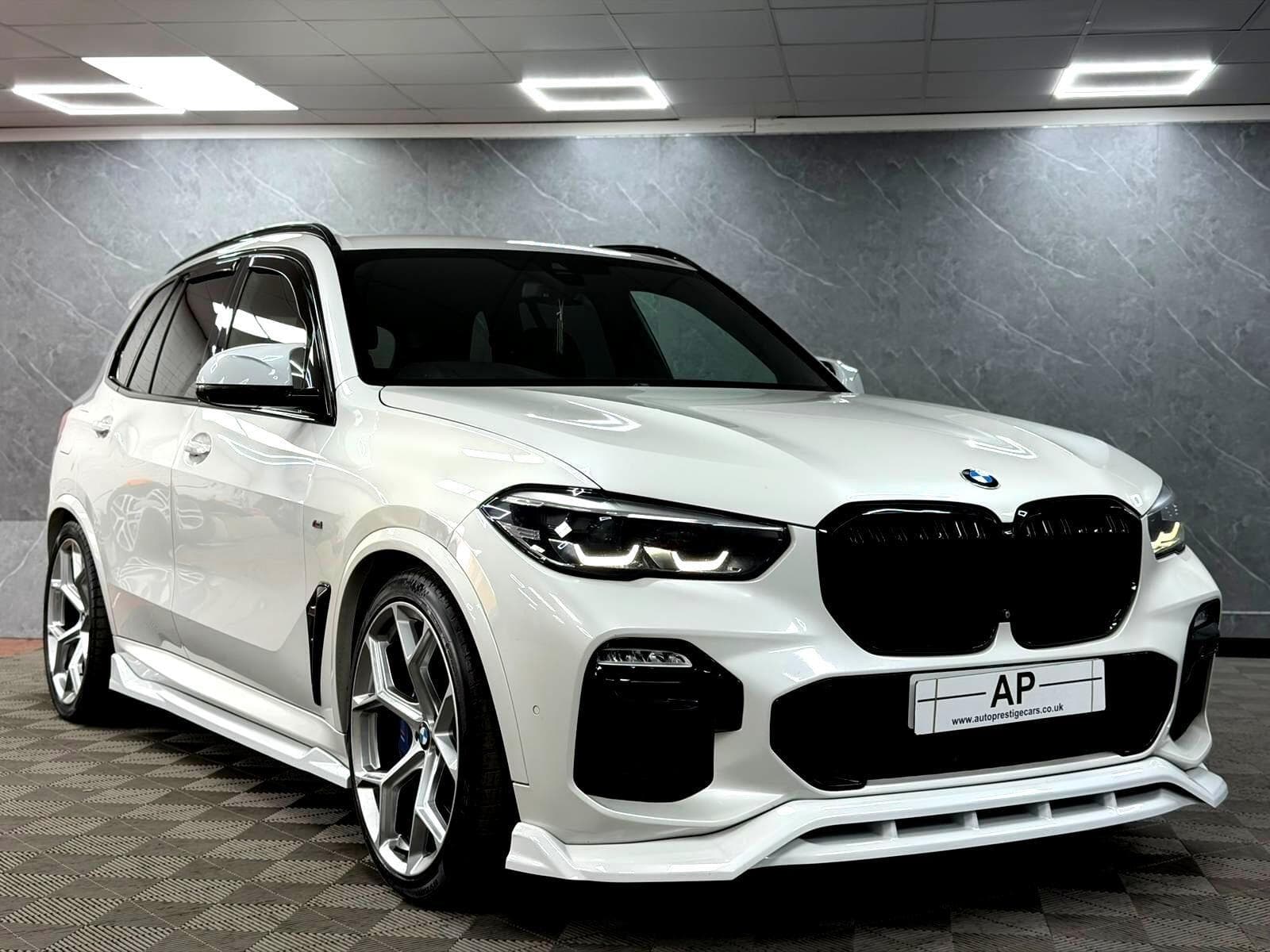 2019 BMW X5 - Thumbnail 2
