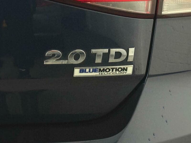 2016 Volkswagen Golf - Thumbnail 32