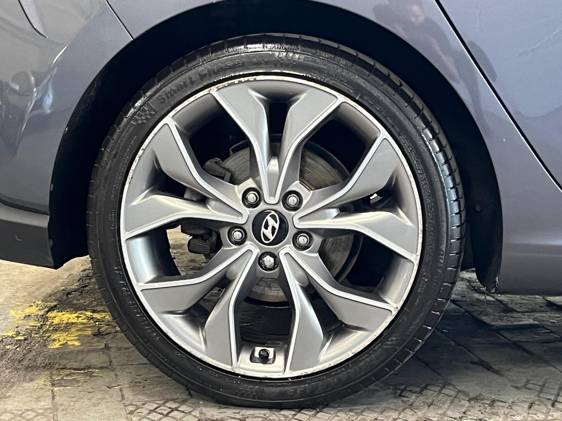 2019 Hyundai i30 - Thumbnail 28