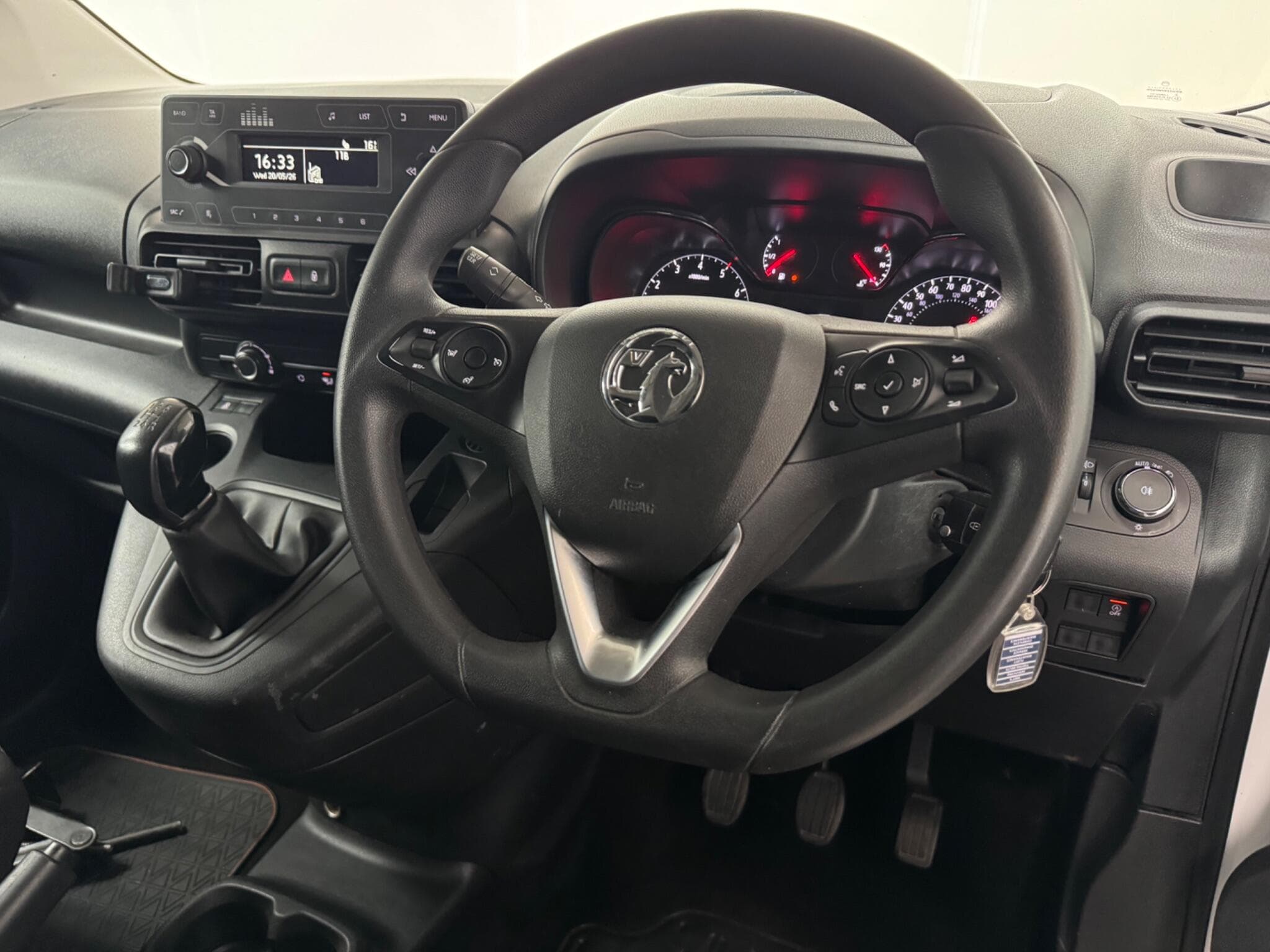 2019 Vauxhall Combo - Thumbnail 4