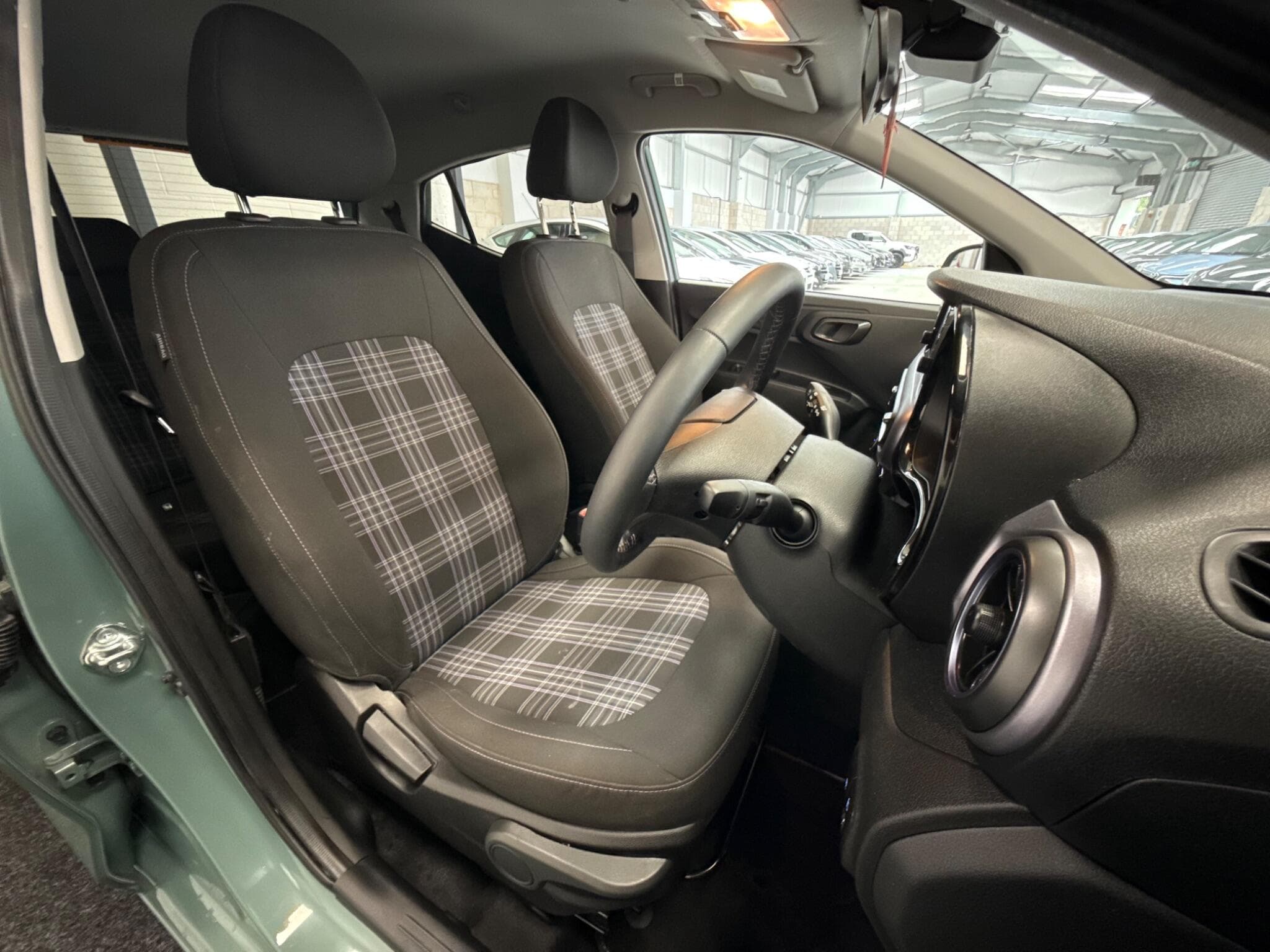 2025 Hyundai i10 - Thumbnail 20