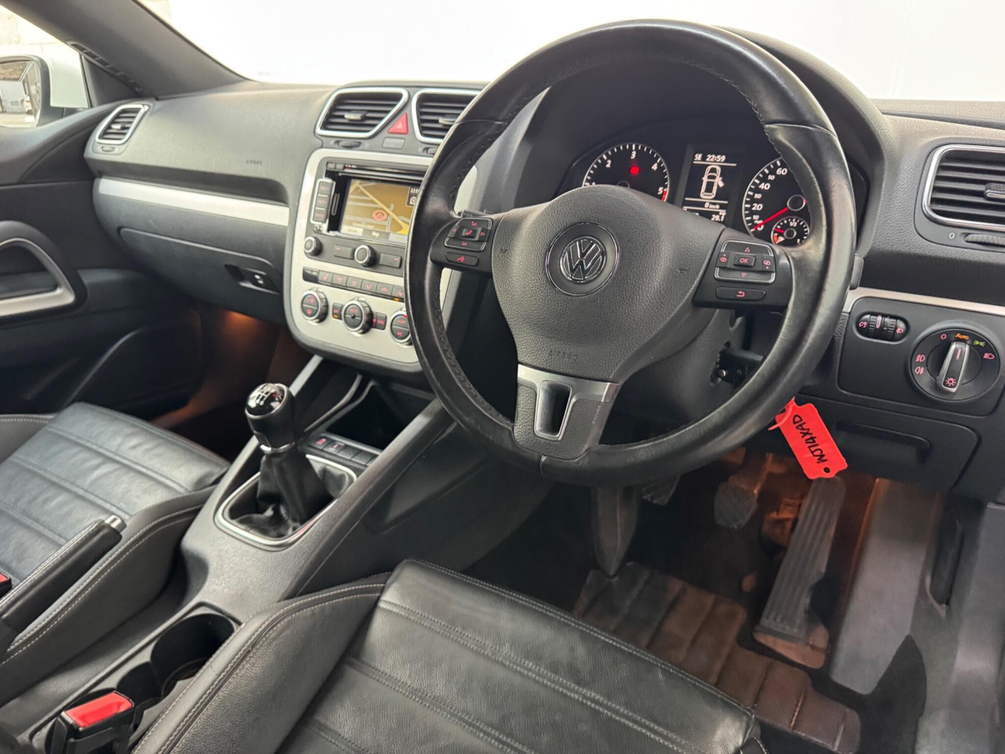 2014 Volkswagen Scirocco - Thumbnail 4