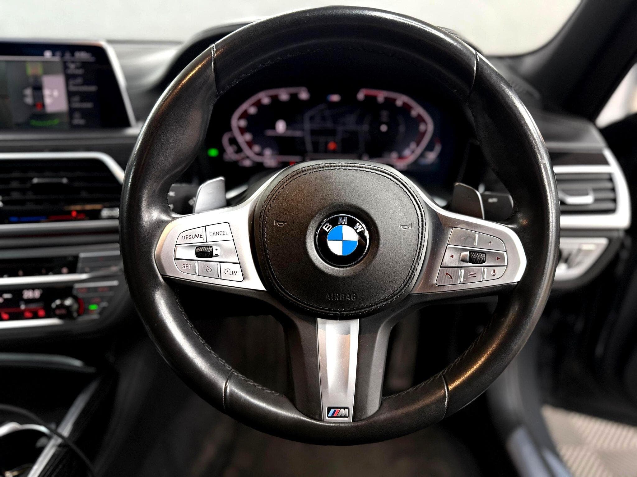 2019 BMW 7 Series - Thumbnail 39