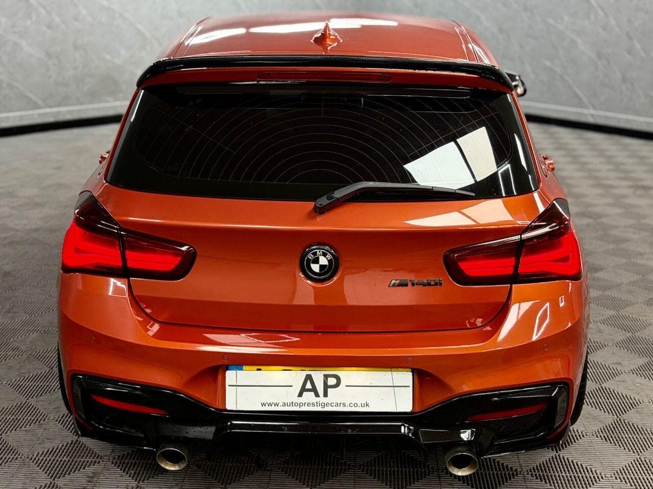 2017 BMW 1 Series - Thumbnail 26