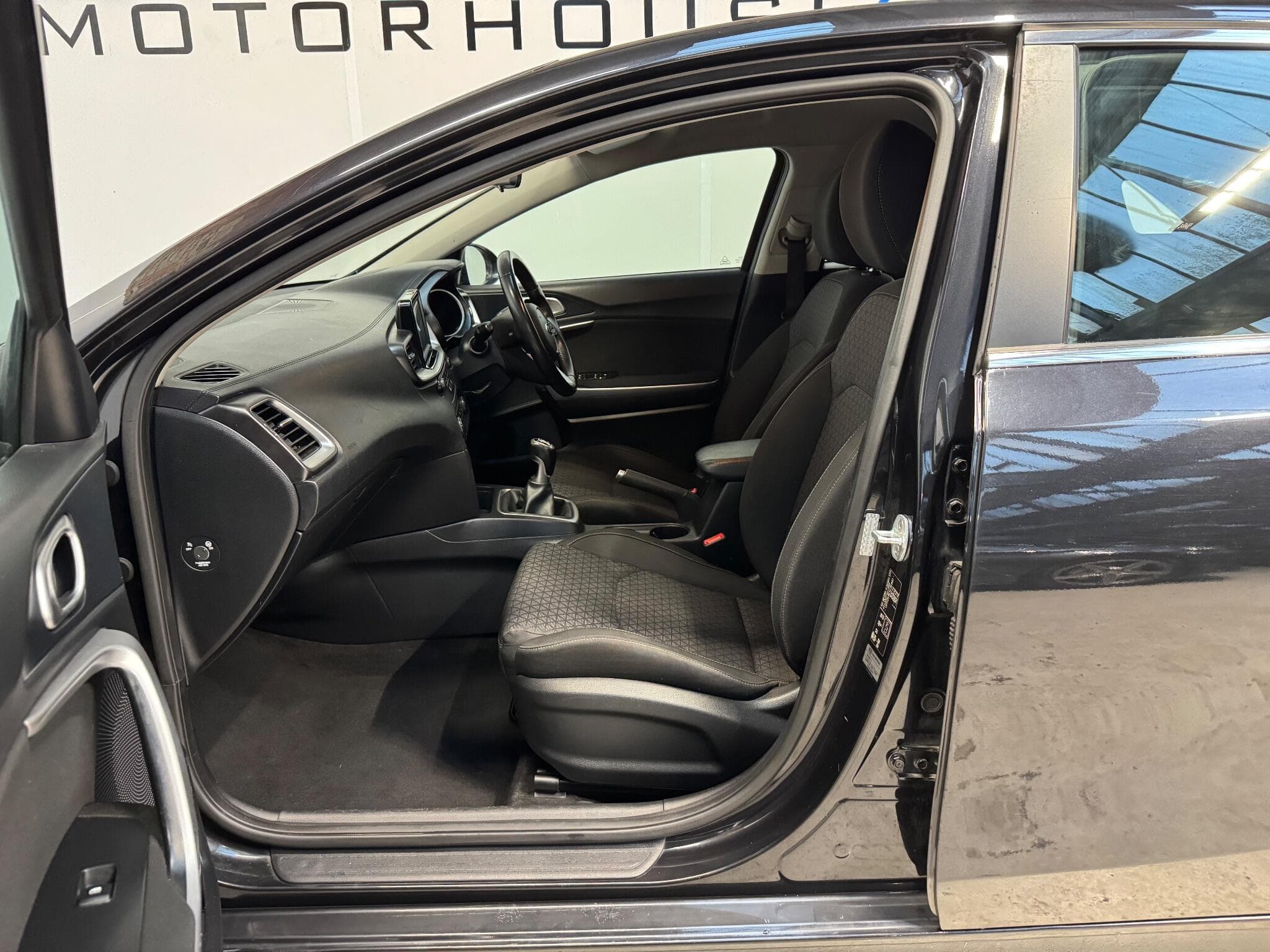 2019 Kia Ceed - Thumbnail 8