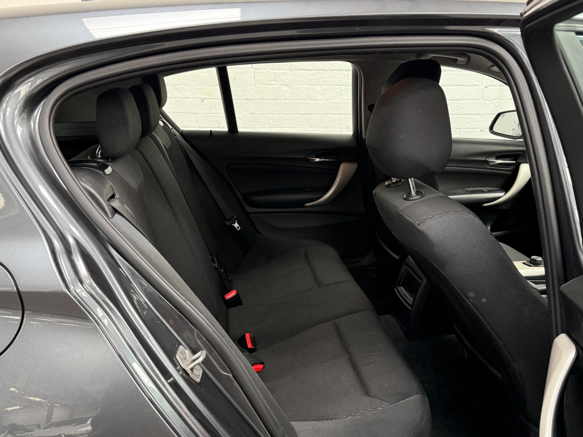 2015 BMW 1 Series - Thumbnail 10