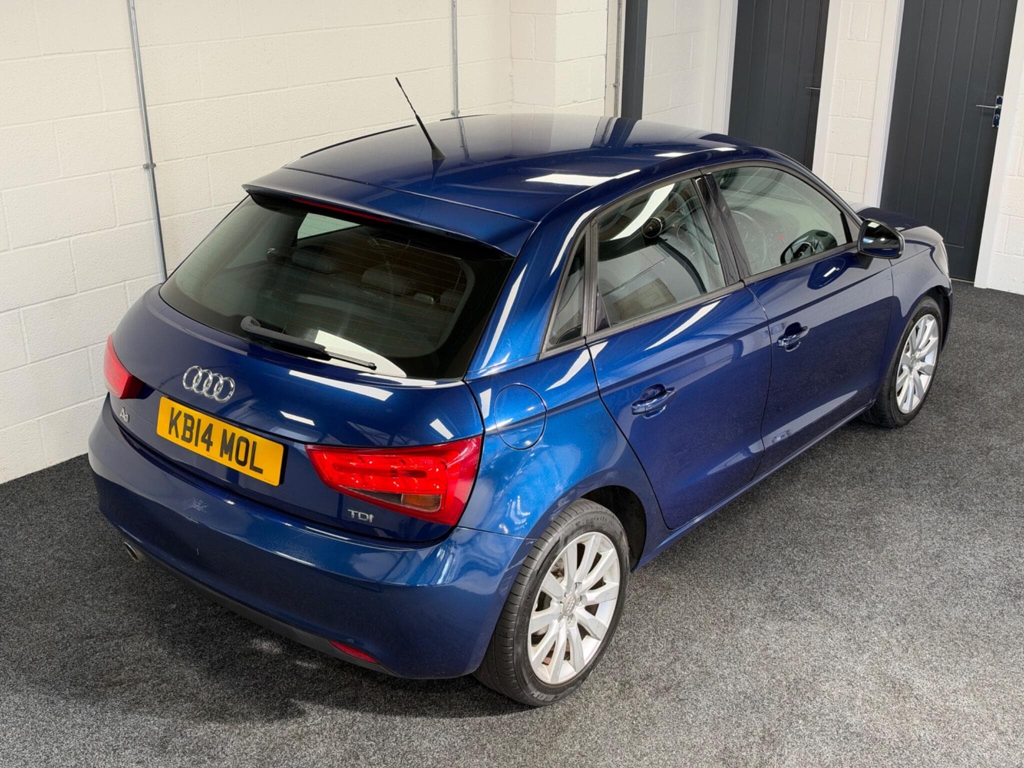 2014 Audi A1 - Thumbnail 9