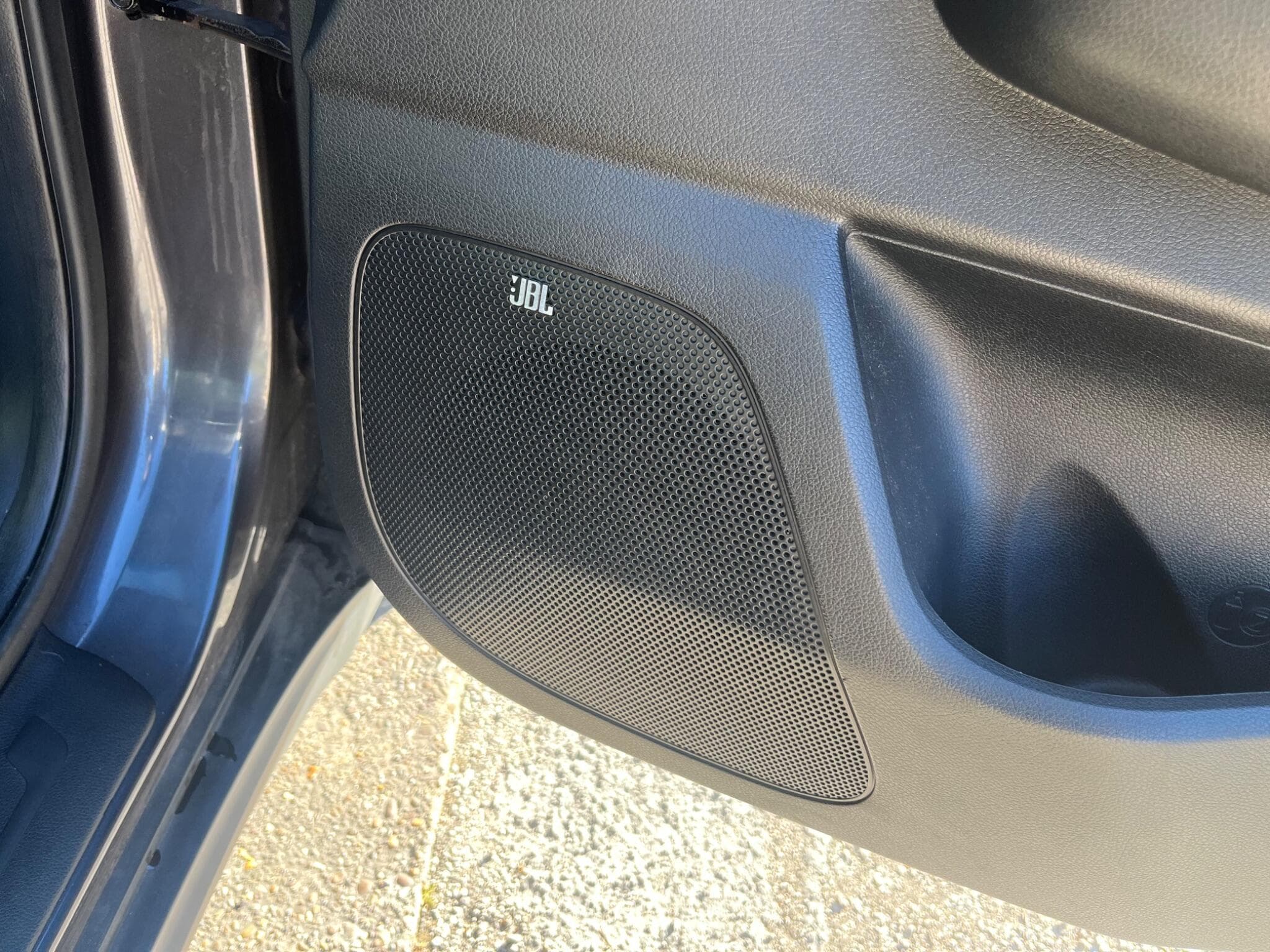 2017 Kia Sportage - Thumbnail 8