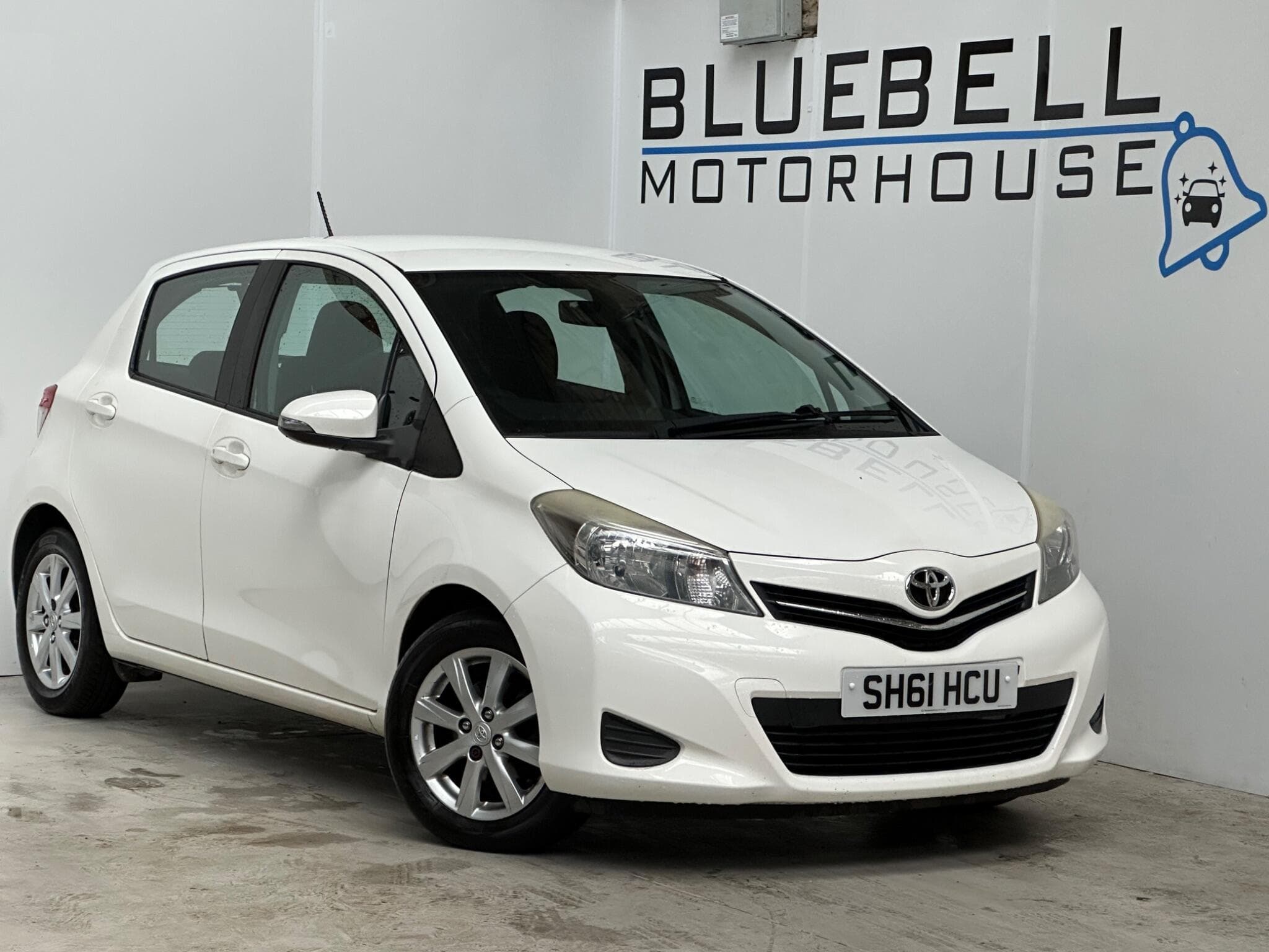 2011 Toyota Yaris - Main