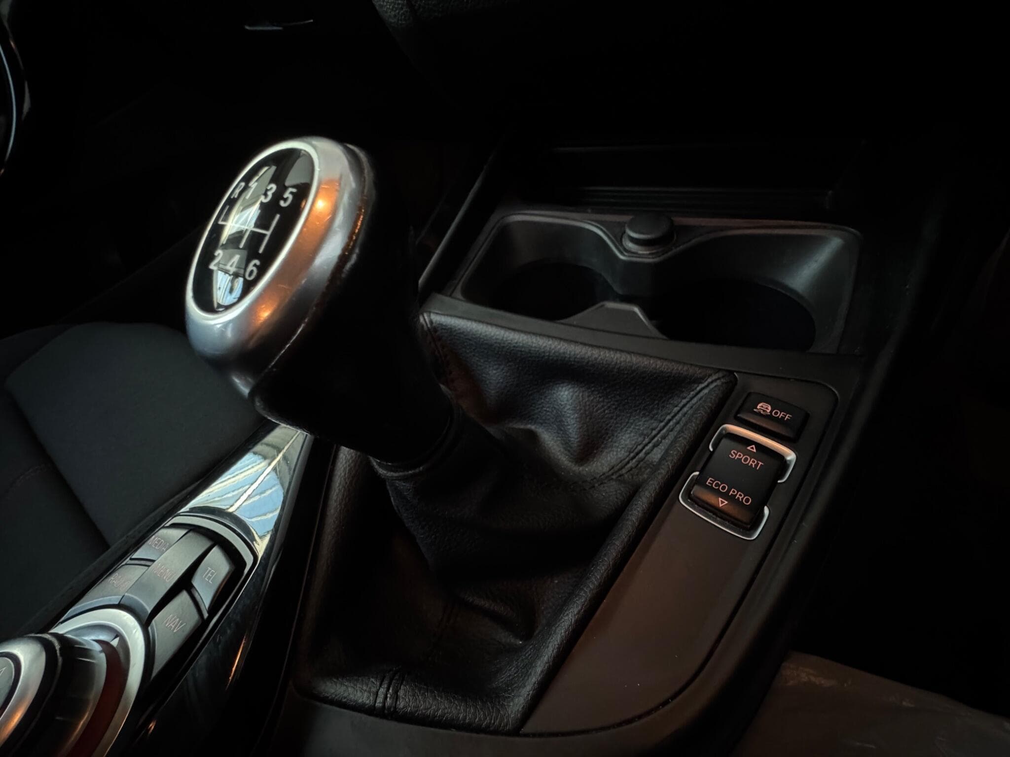 2016 BMW 2 Series - Thumbnail 17