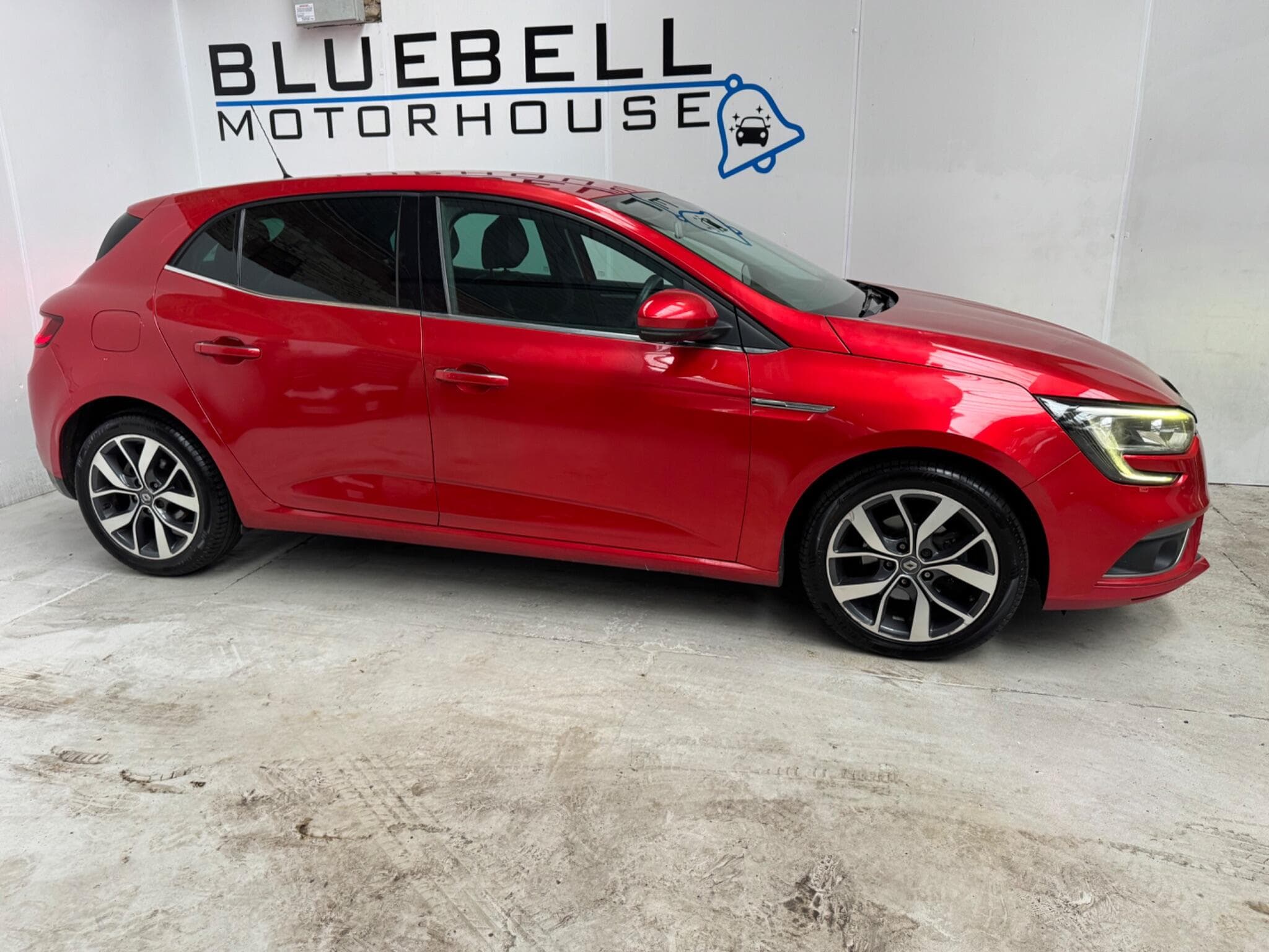 2017 Renault Megane - Thumbnail 9