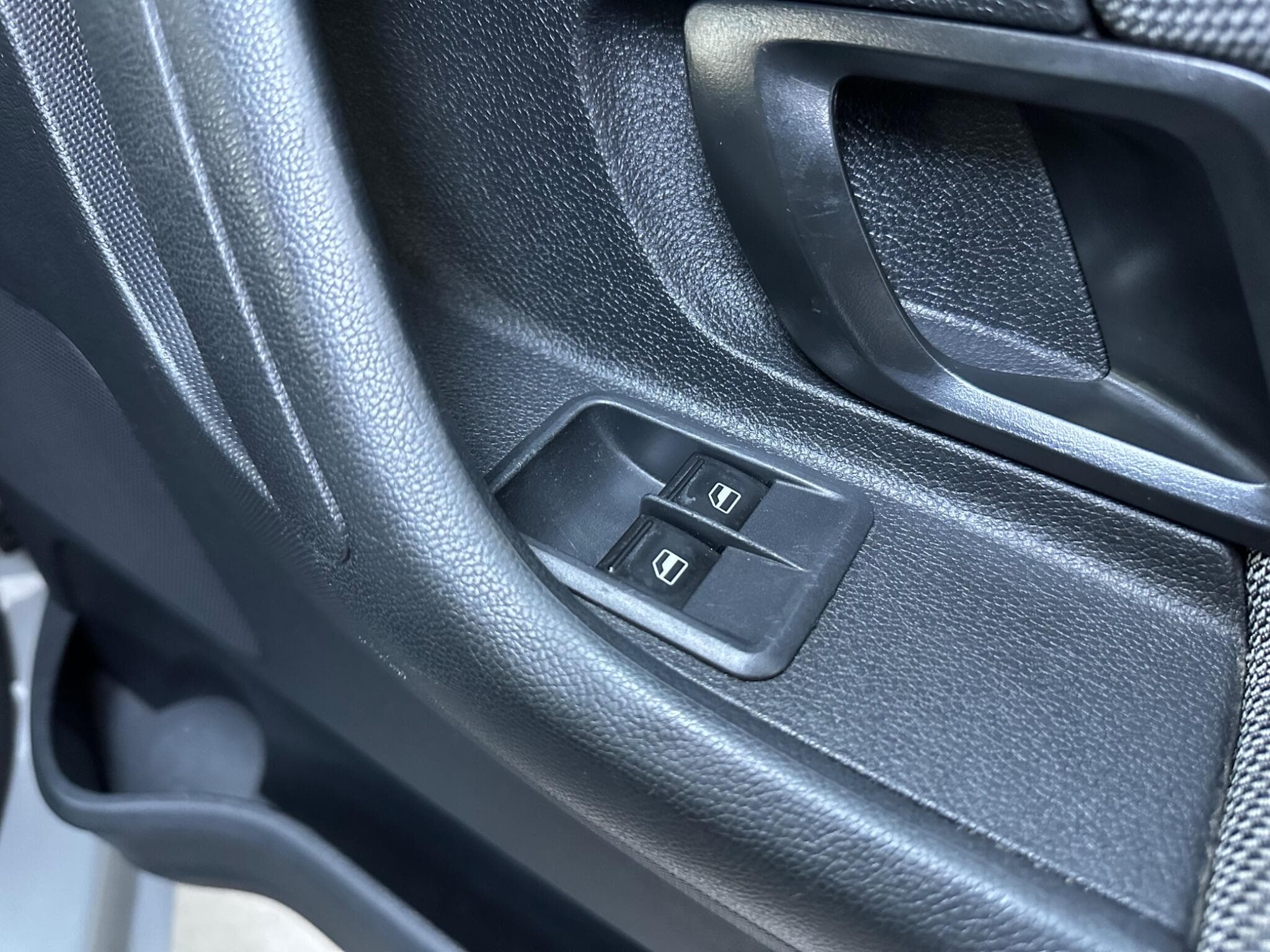 2013 Skoda Fabia - Thumbnail 16