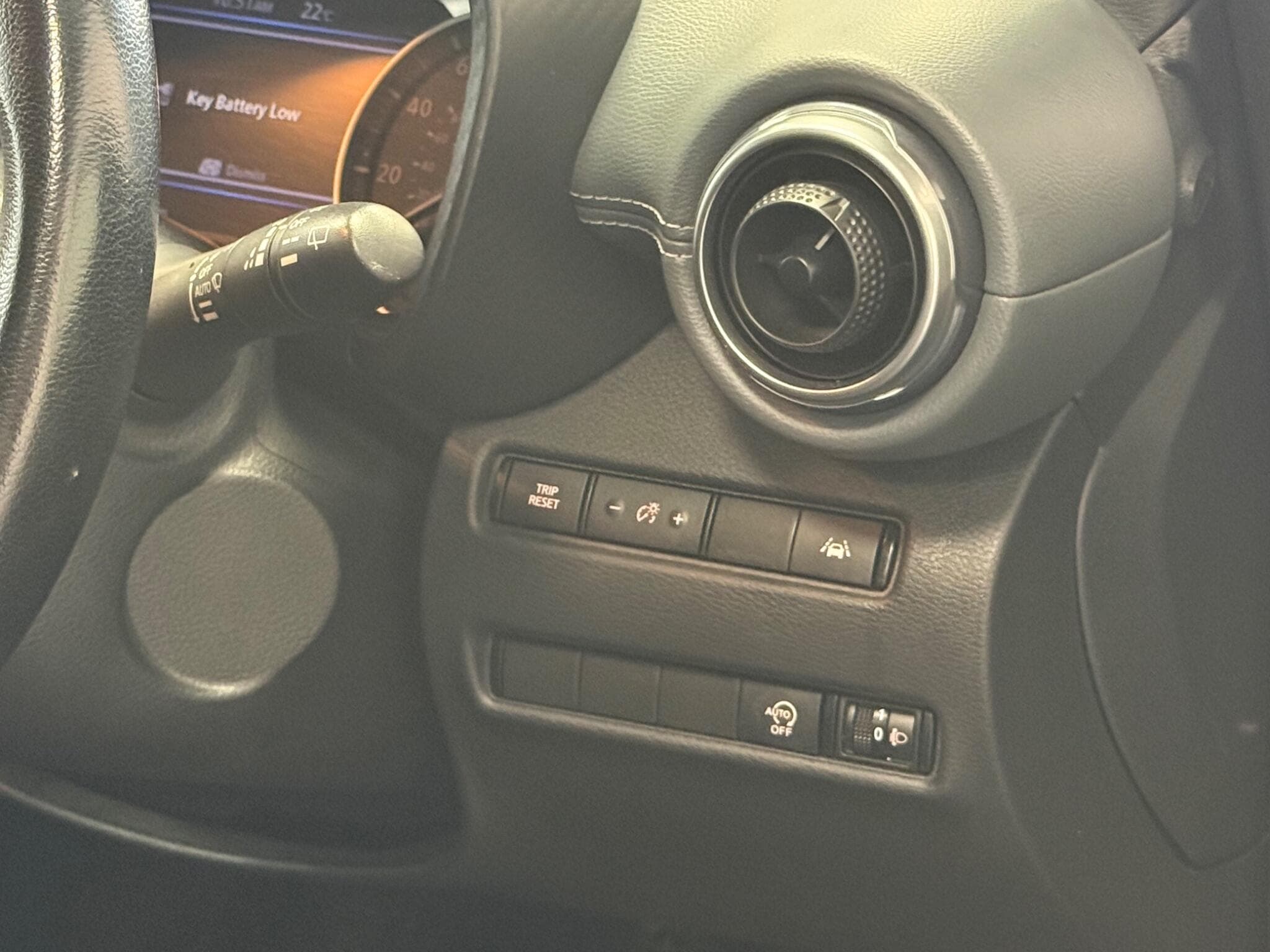 2020 Nissan Juke - Thumbnail 17