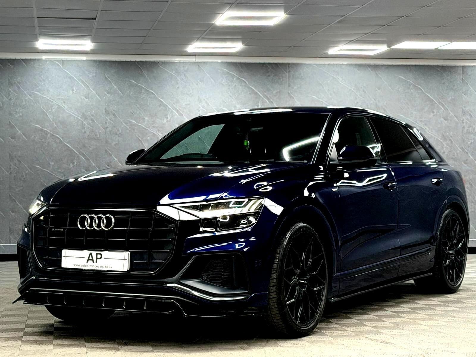 2019 Audi Q8 - Thumbnail 9