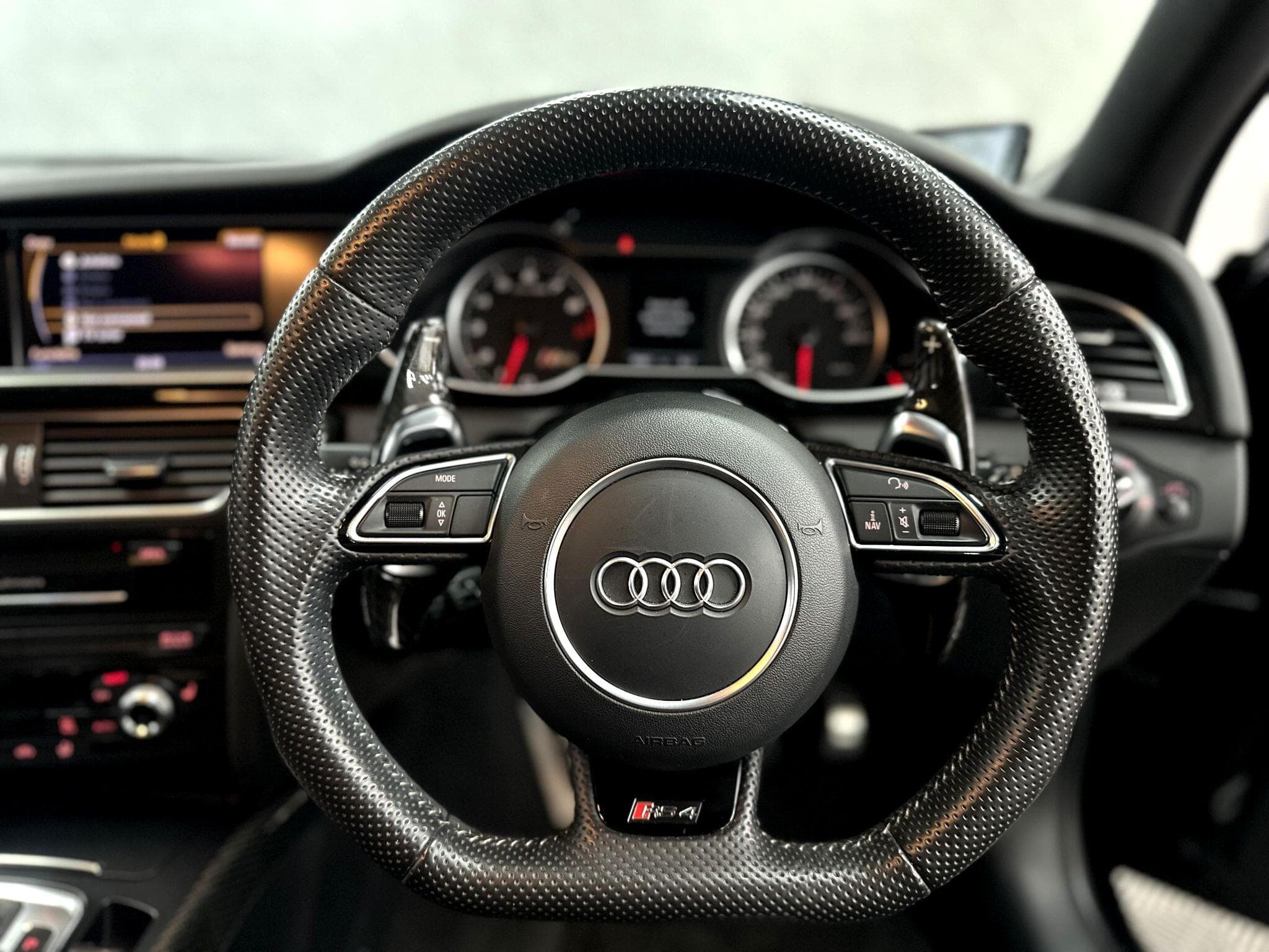2013 Audi RS4 Avant - Thumbnail 41