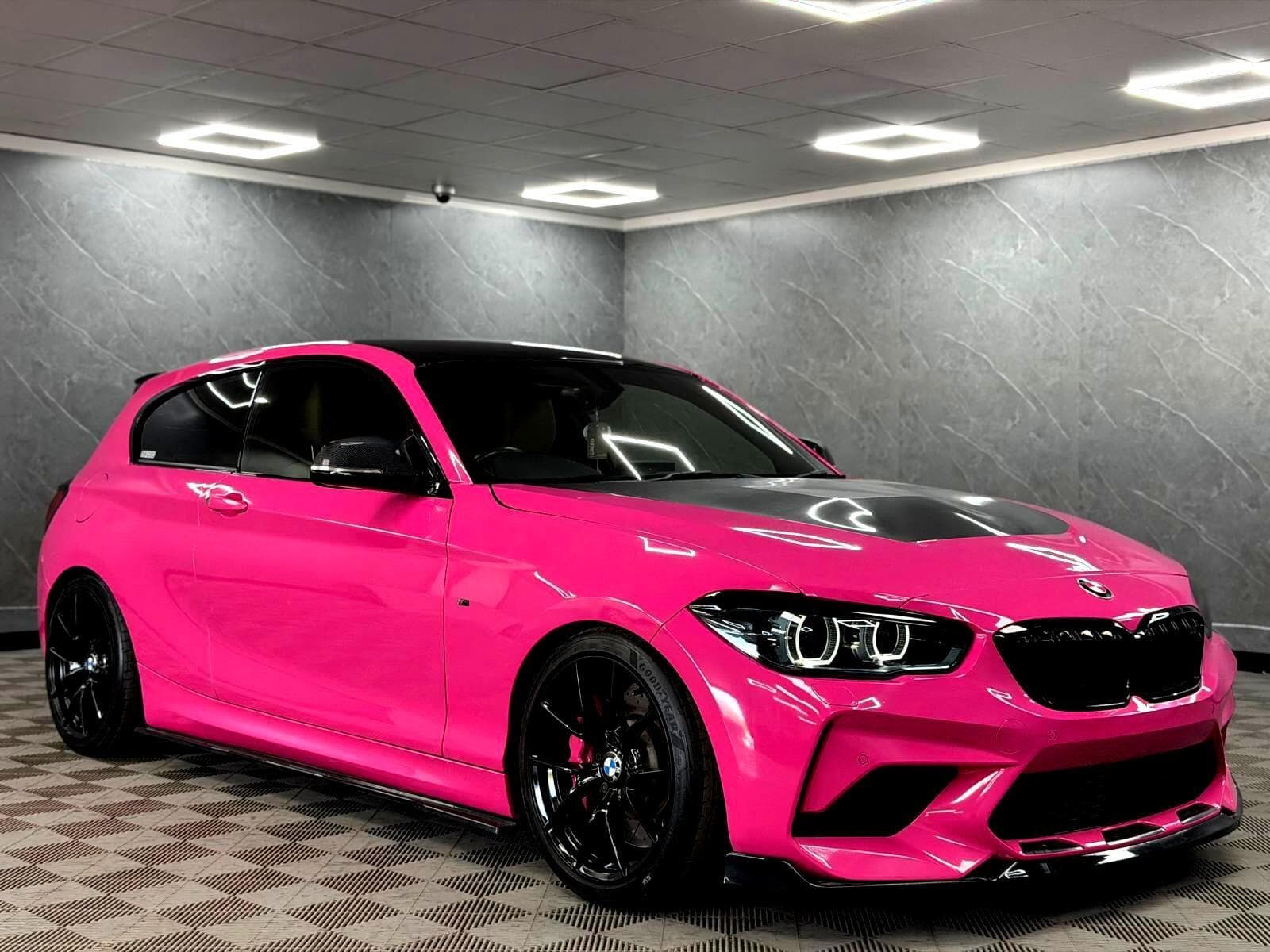 2017 BMW 1 Series - Thumbnail 36