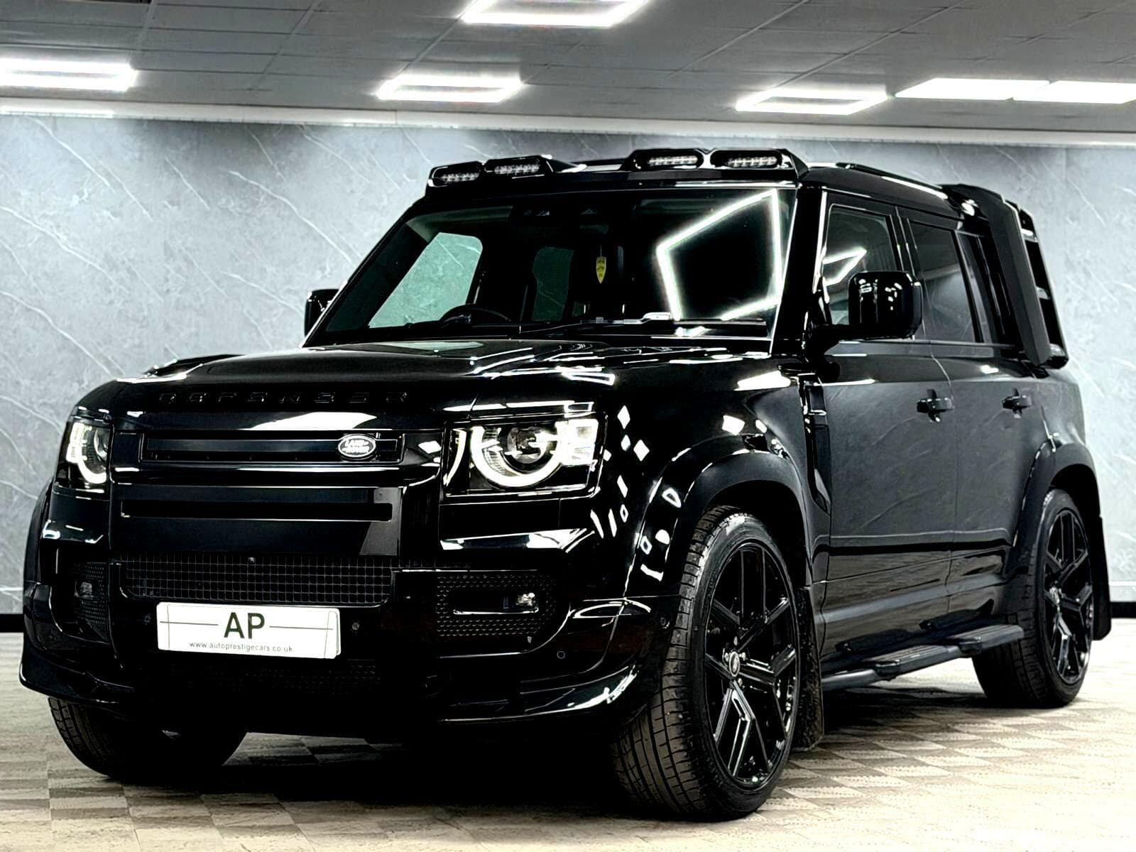 2024 Land Rover Defender 110 - Thumbnail 10