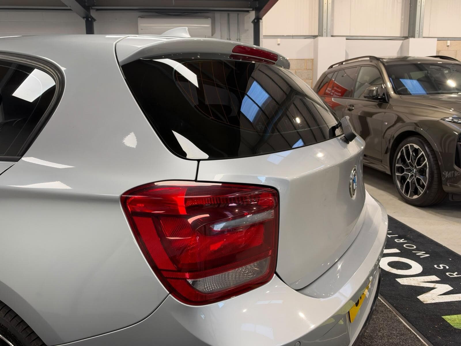 2012 BMW 1 Series - Thumbnail 35