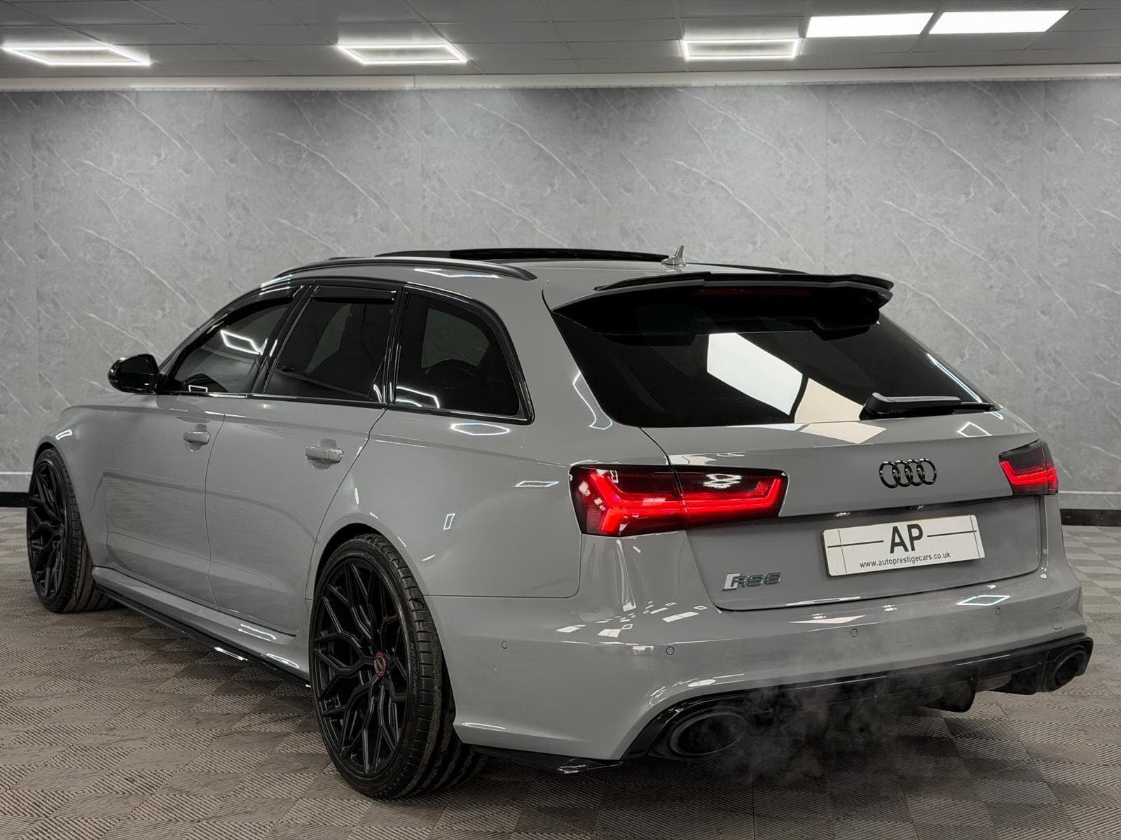 2016 Audi RS6 Avant - Thumbnail 29
