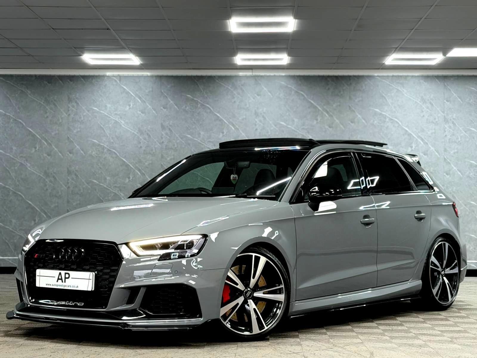 2020 Audi RS3 - Thumbnail 13