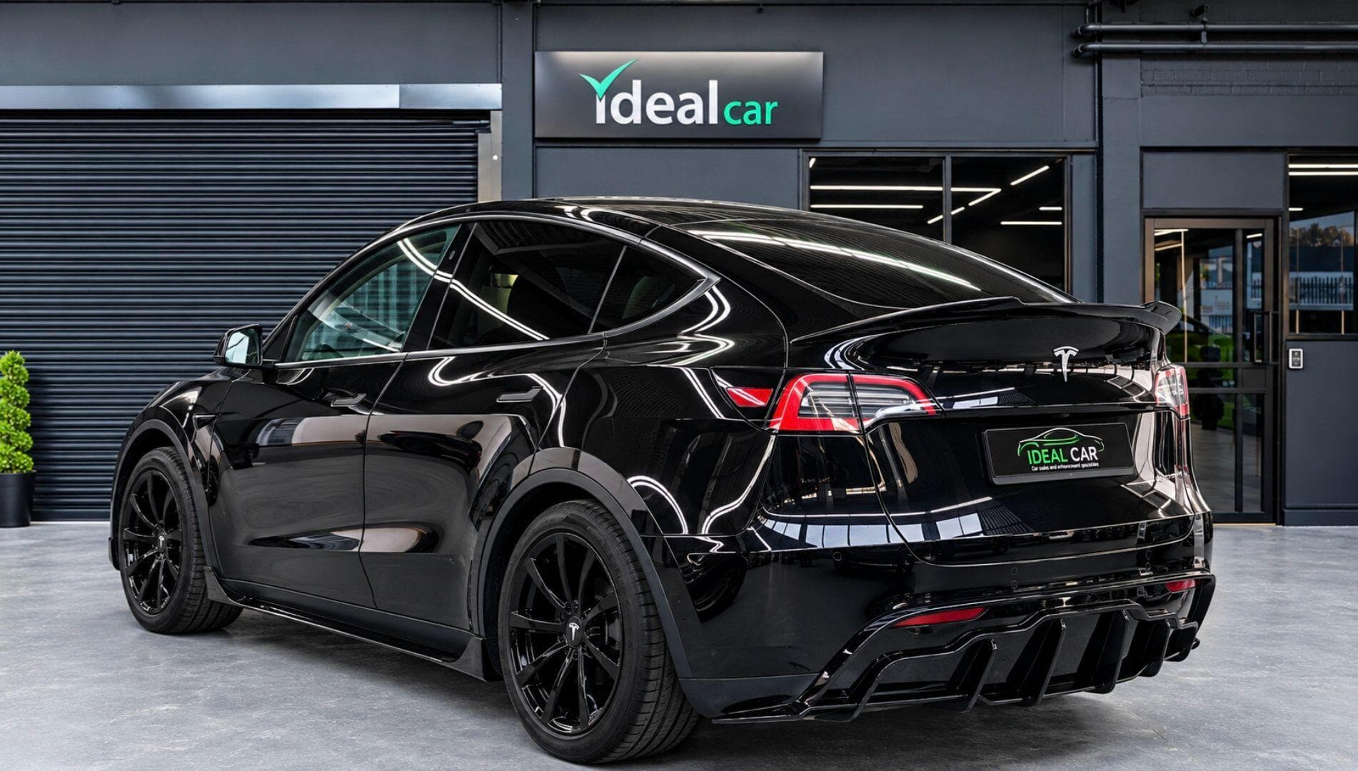 2022 Tesla Model Y - Image 2