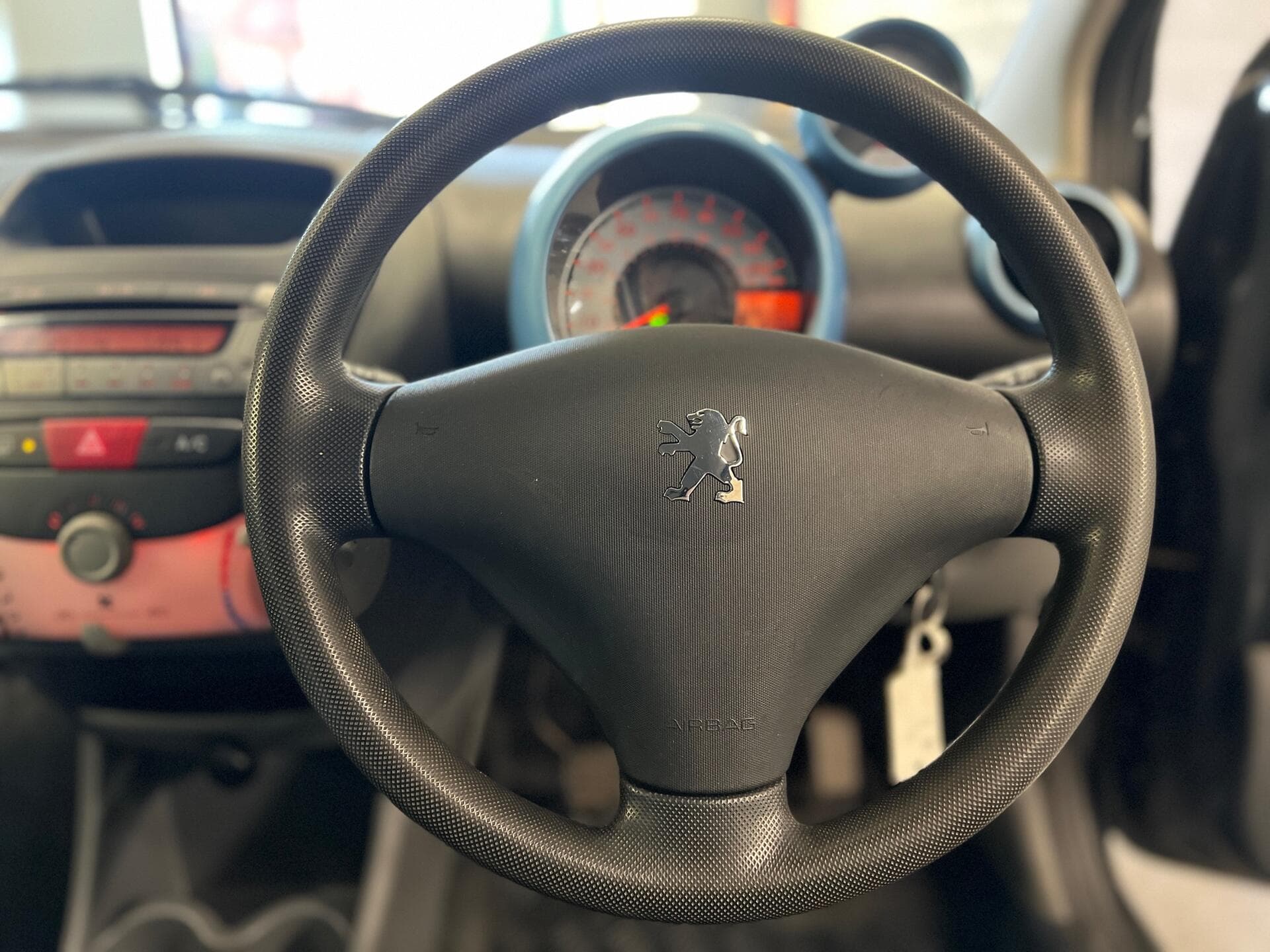 2008 Peugeot 107 - Thumbnail 21