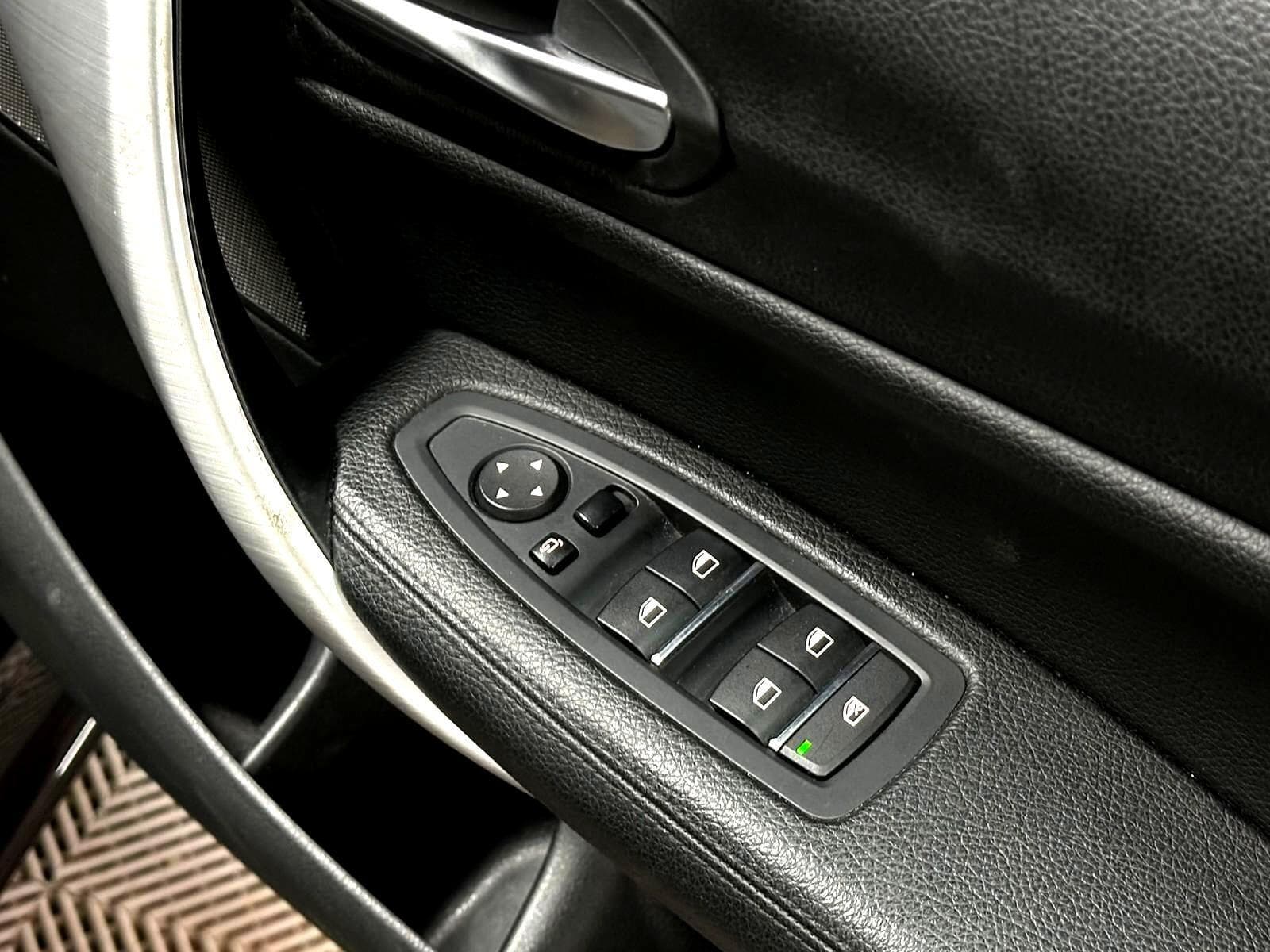 2018 BMW 1 Series - Thumbnail 46