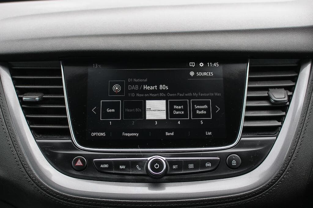 2019 Vauxhall Grandland X - Thumbnail 37