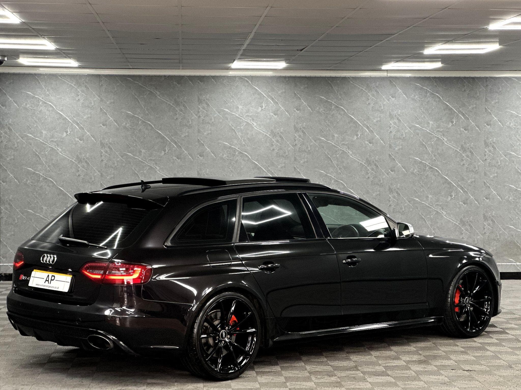 2013 Audi RS4 Avant - Thumbnail 18