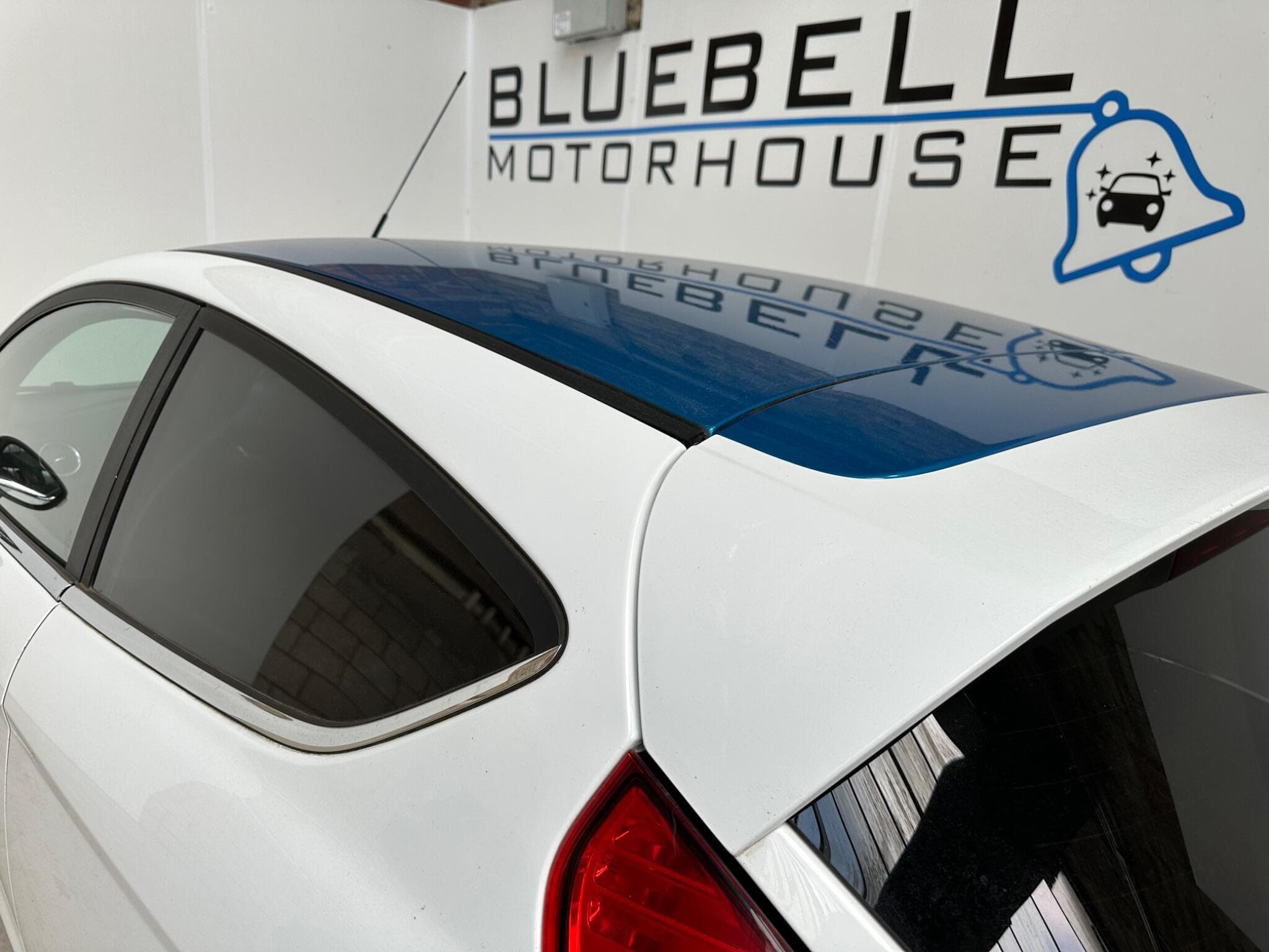 2016 Ford Fiesta - Thumbnail 18