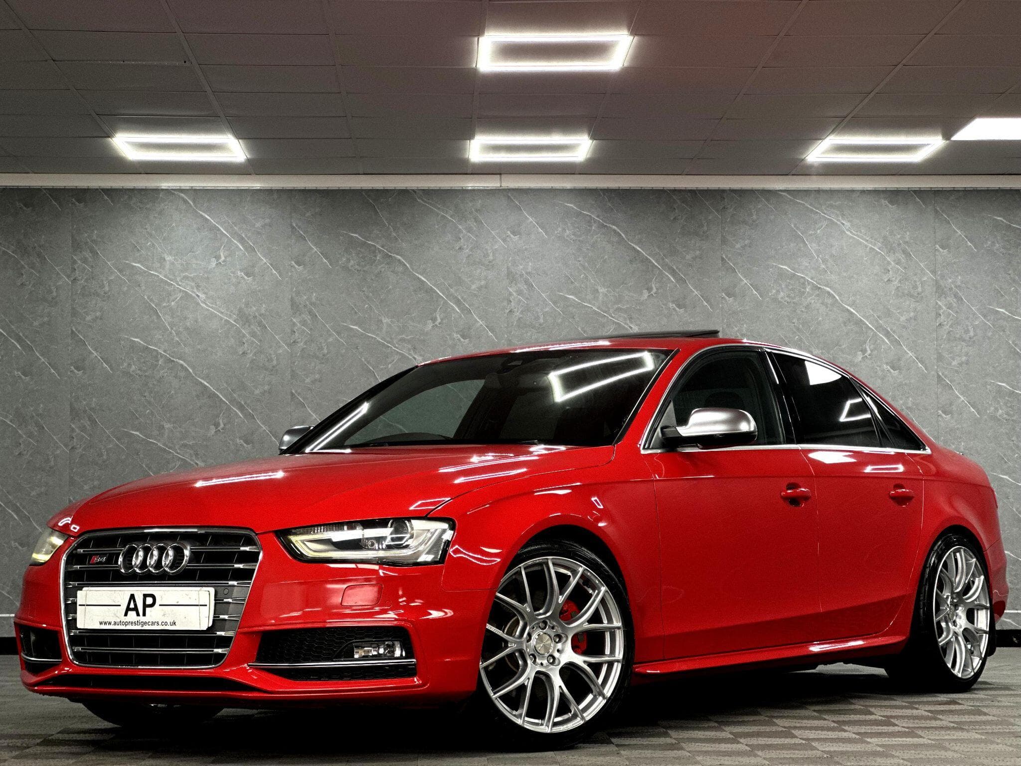 2015 Audi S4 - Image 2