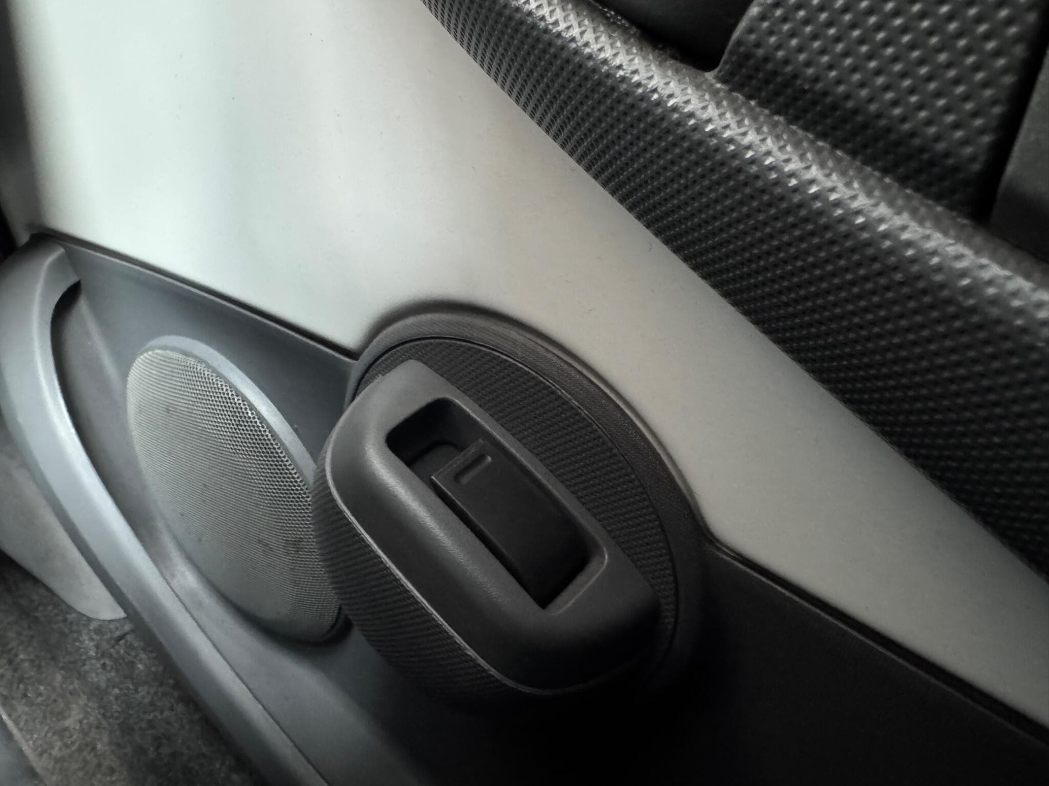 2011 Toyota AYGO - Thumbnail 16