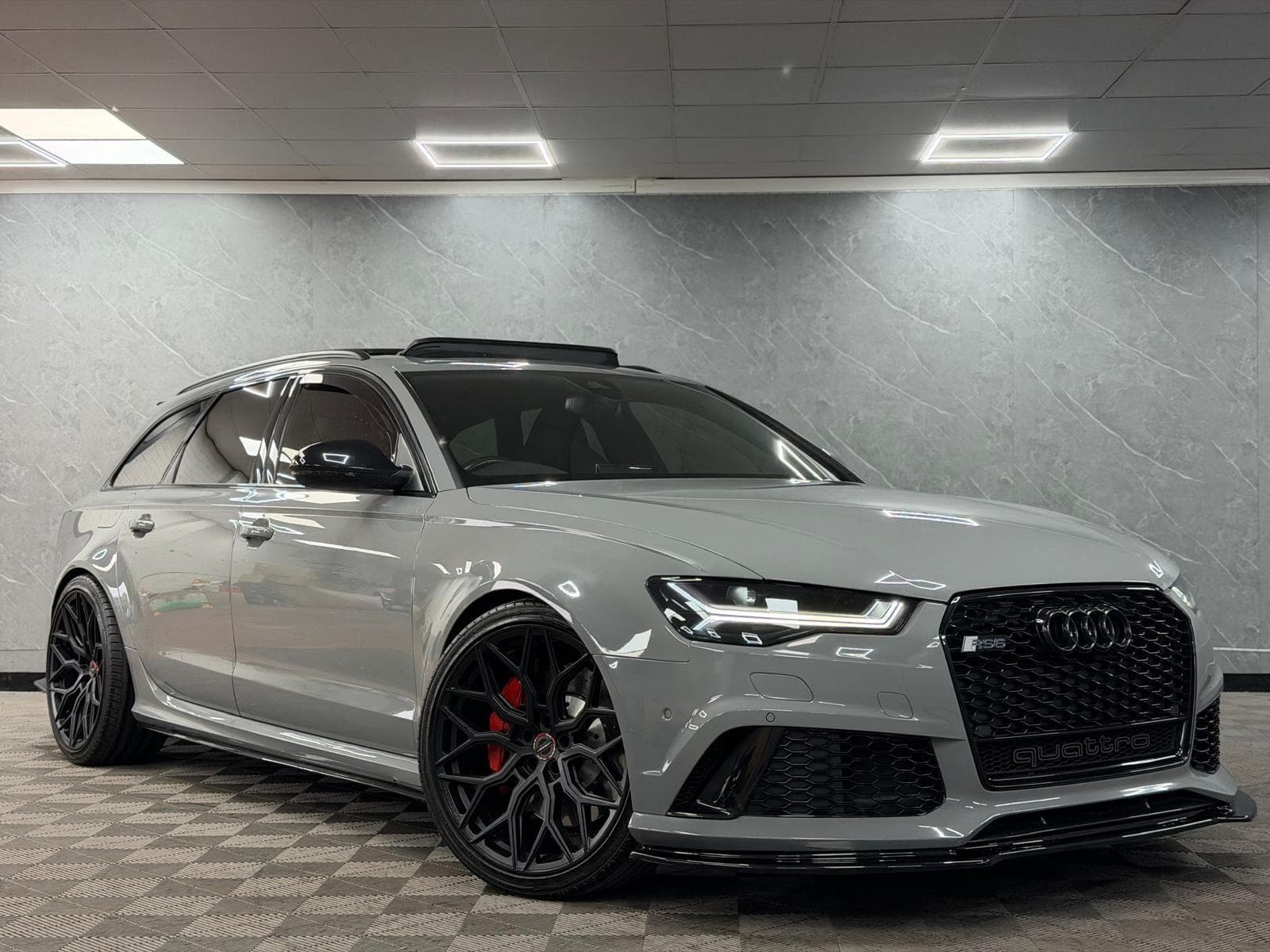 2016 Audi RS6 Avant - Thumbnail 38