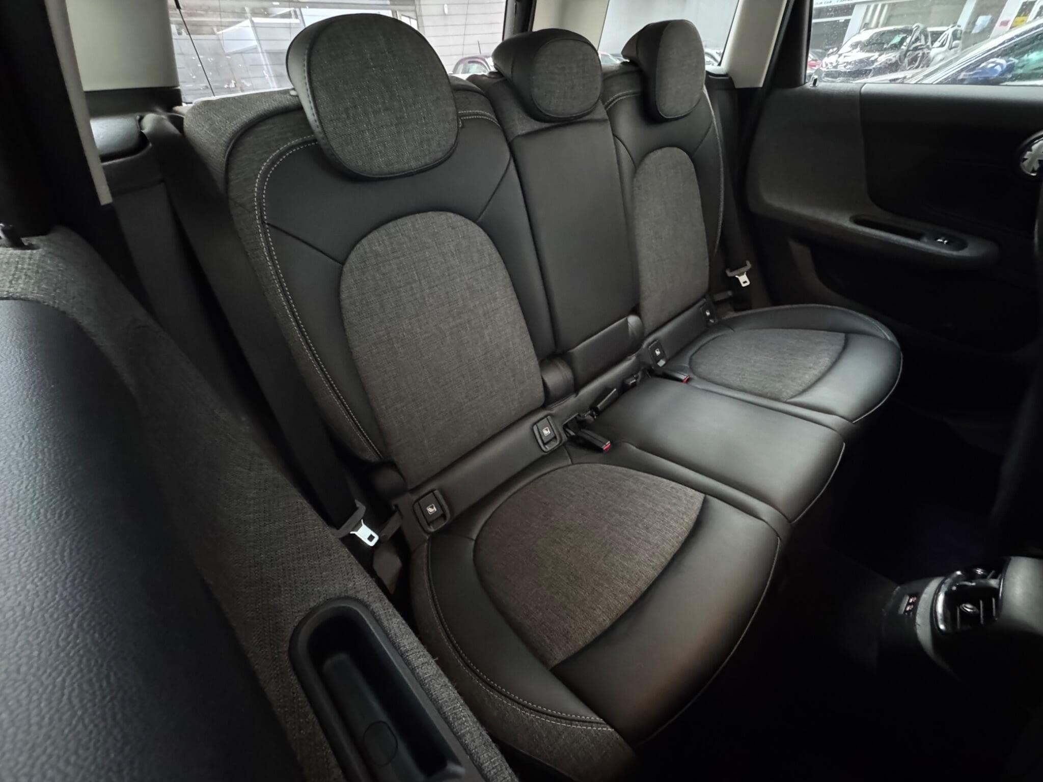 2018 MINI Countryman - Thumbnail 12