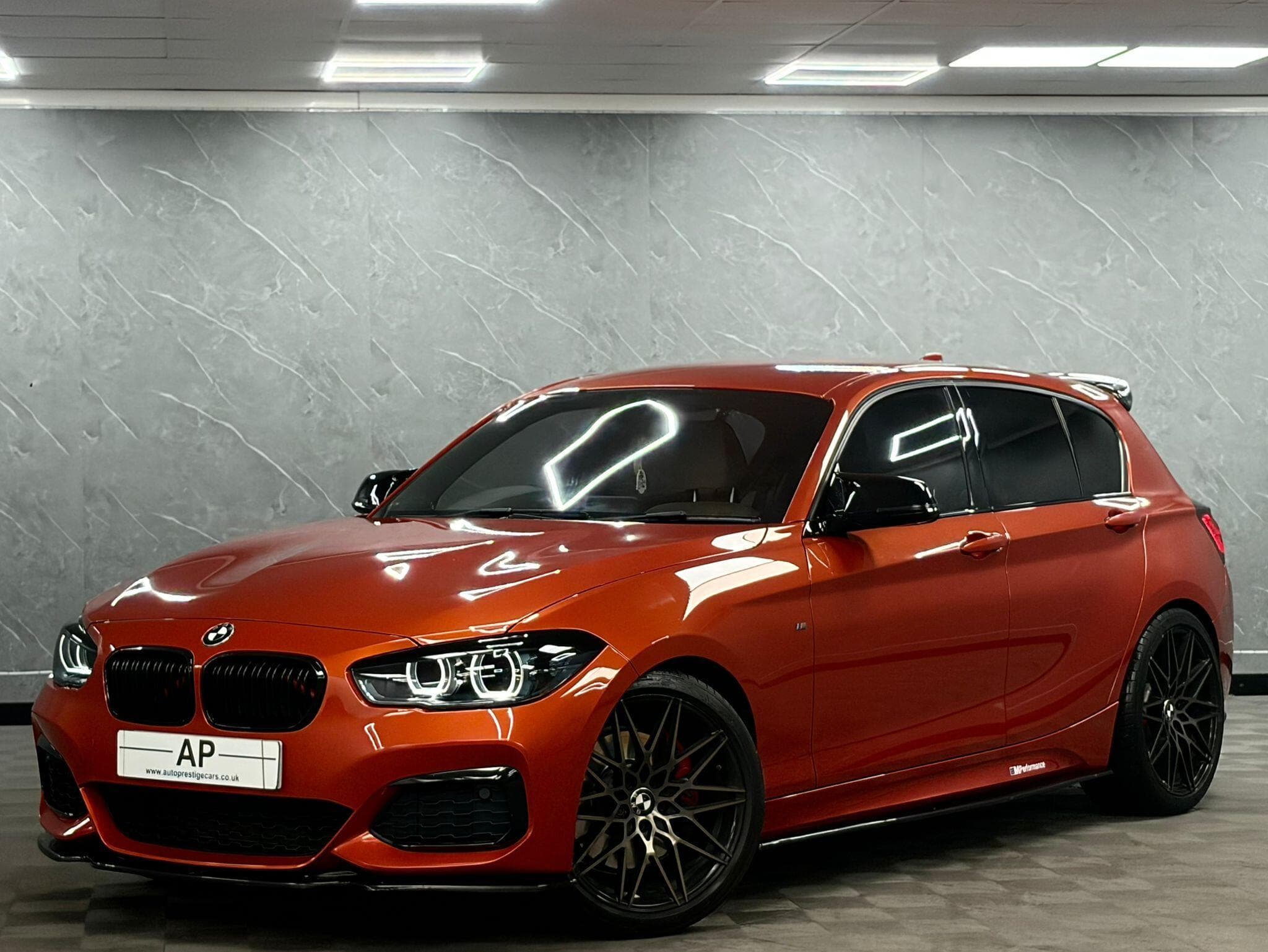 2017 BMW 1 Series - Thumbnail 10